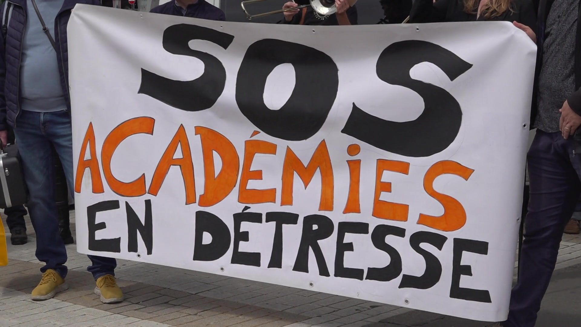 Liège : les académies d’art manifestent en musique pour dénoncer de nouvelles mesures d’économies