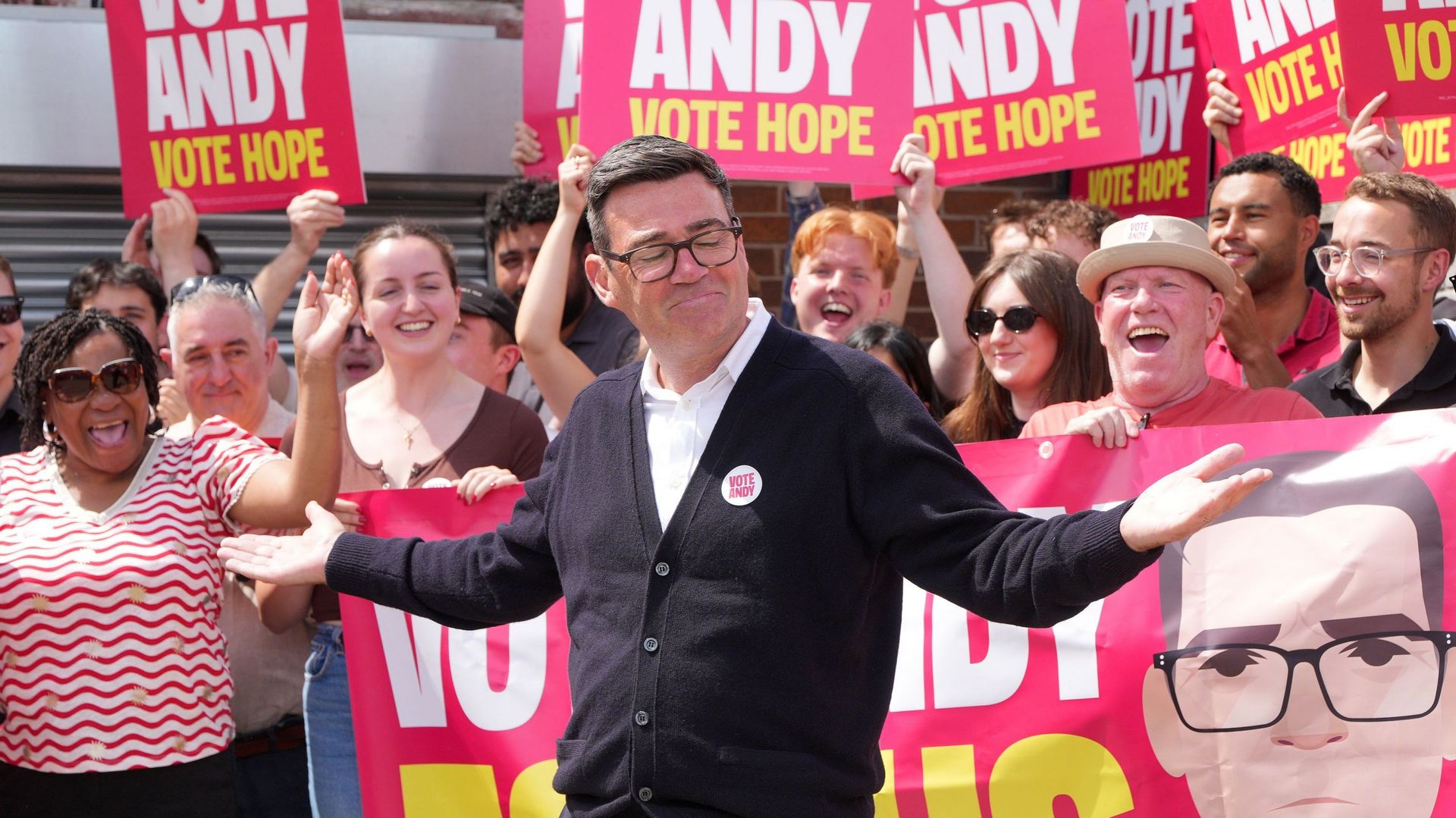 Crise politique au Royaume-Uni : le travailliste Andy Burnham confirme qu'il se présentera pour succéder à Starmer