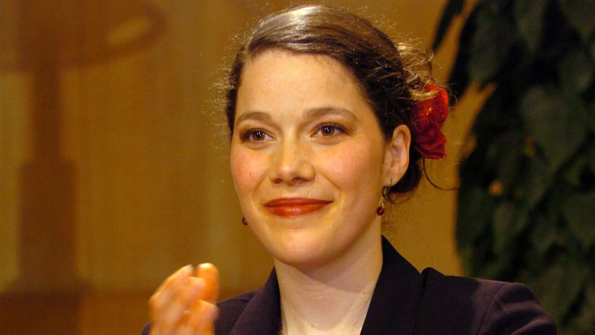 H l ne Guilmette 2e Laur ate 2004 RTBF Actus h-l-ne-guilmette-2e-laur-ate-2004-rtbf-actus