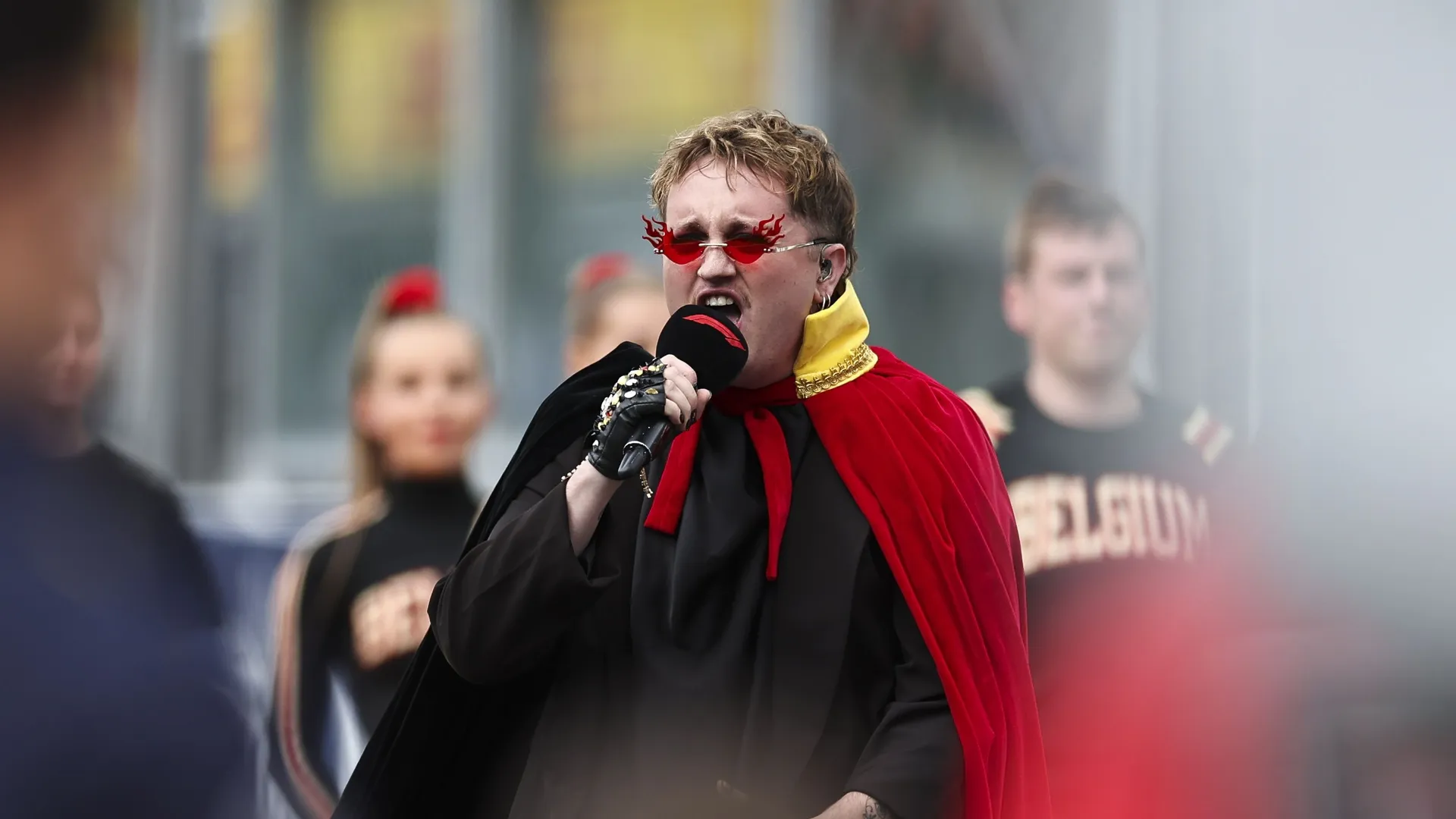 Antoine Delie revient avec son single 'André' : 'Transformer la haine ...