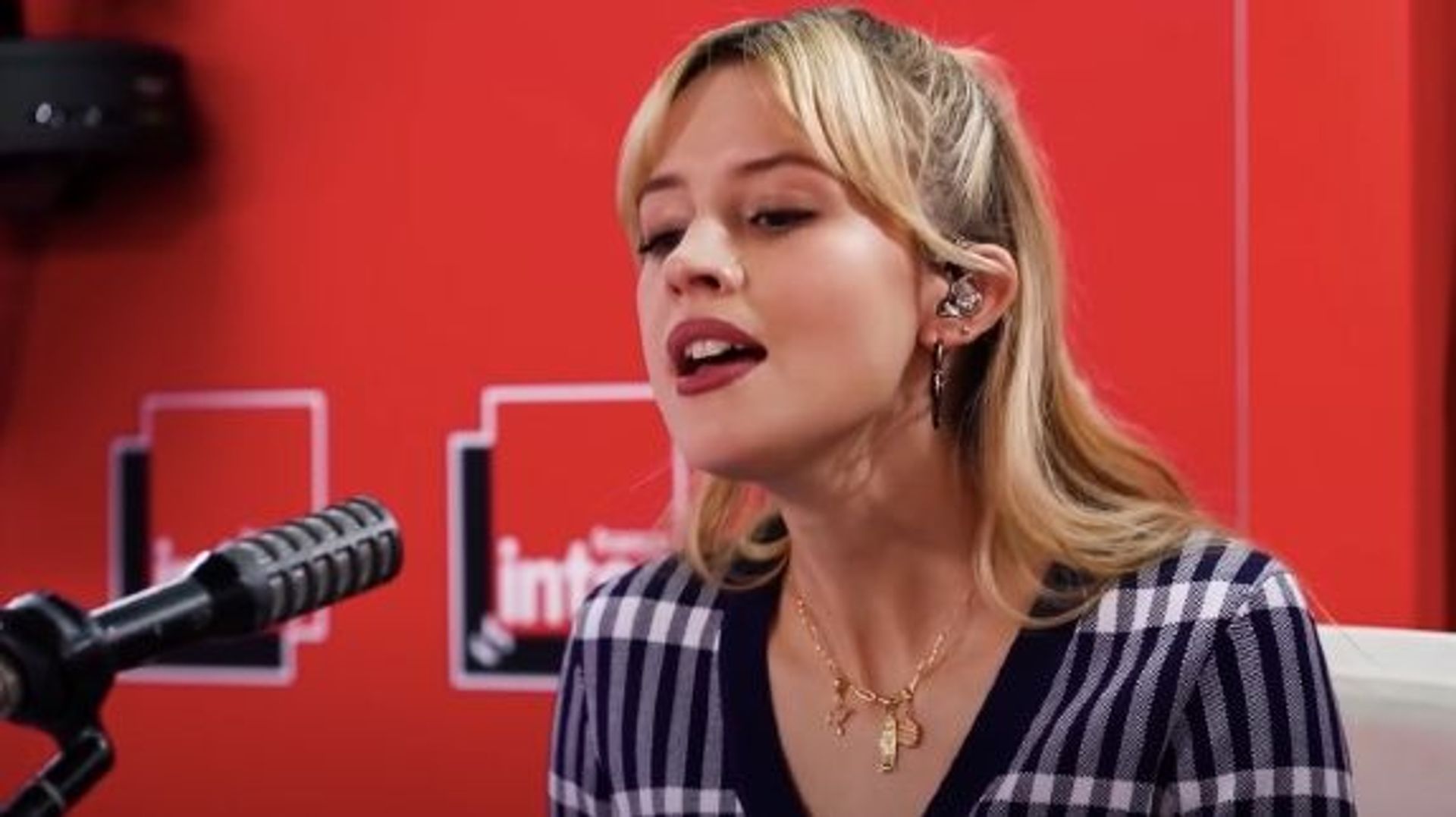 Angèle sur l’album de Céline Dion : pourquoi on devait s’y attendre