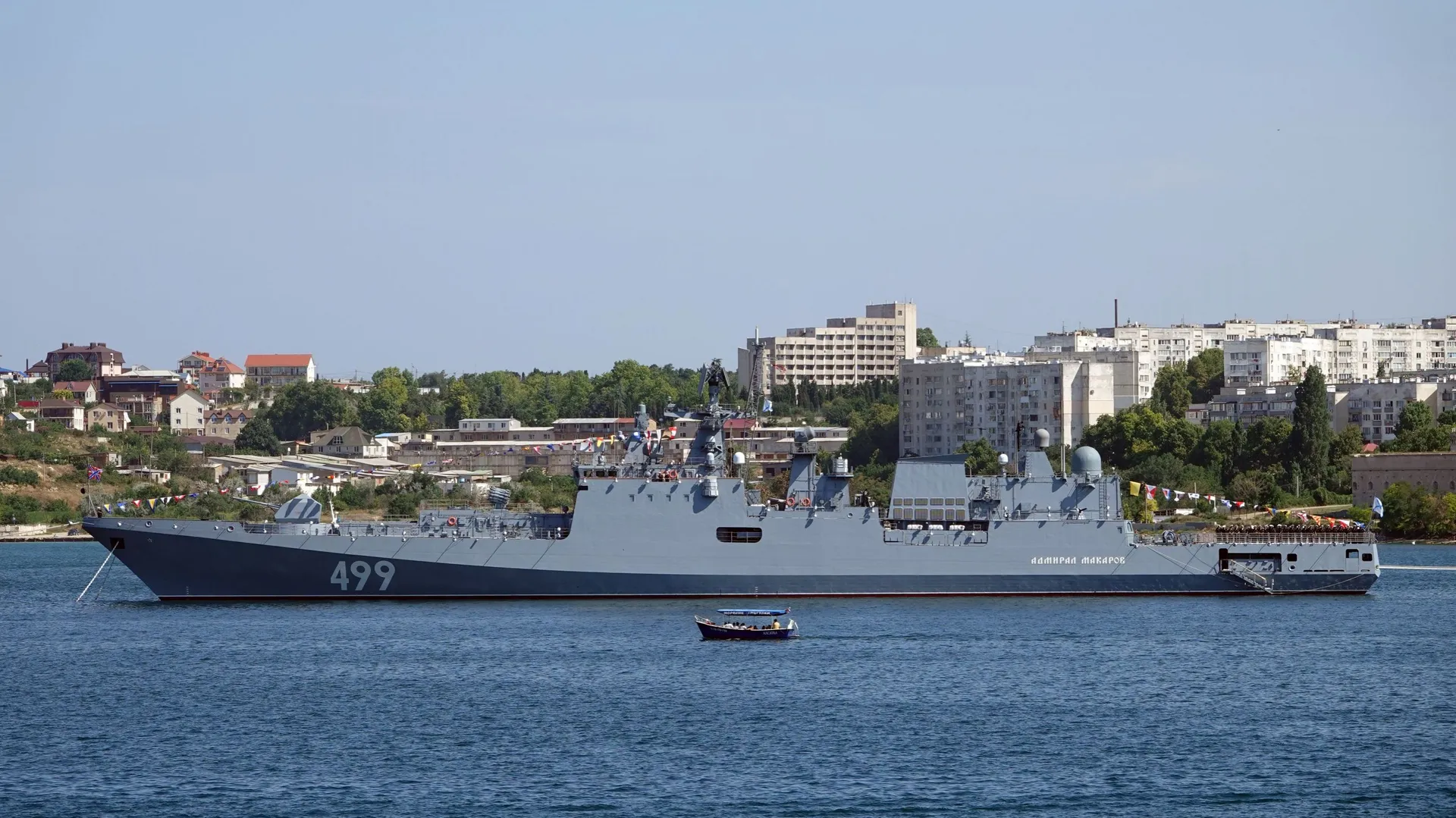 Guerre en Ukraine : Kiev dit avoir touché deux navires russes en Crimée ...