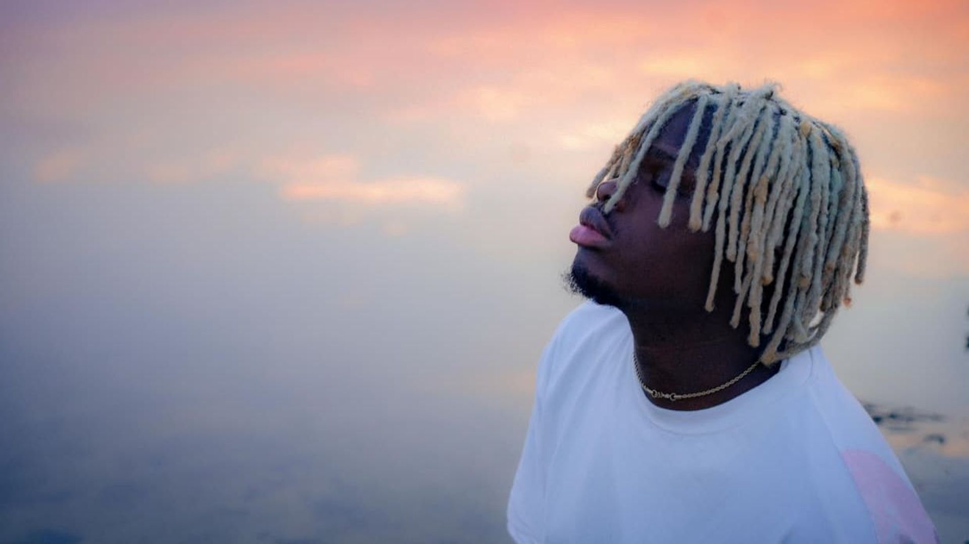 Gloomy fait peau neuve, troque son nom pour Manassé et annonce sa date à l’Ancienne Belgique