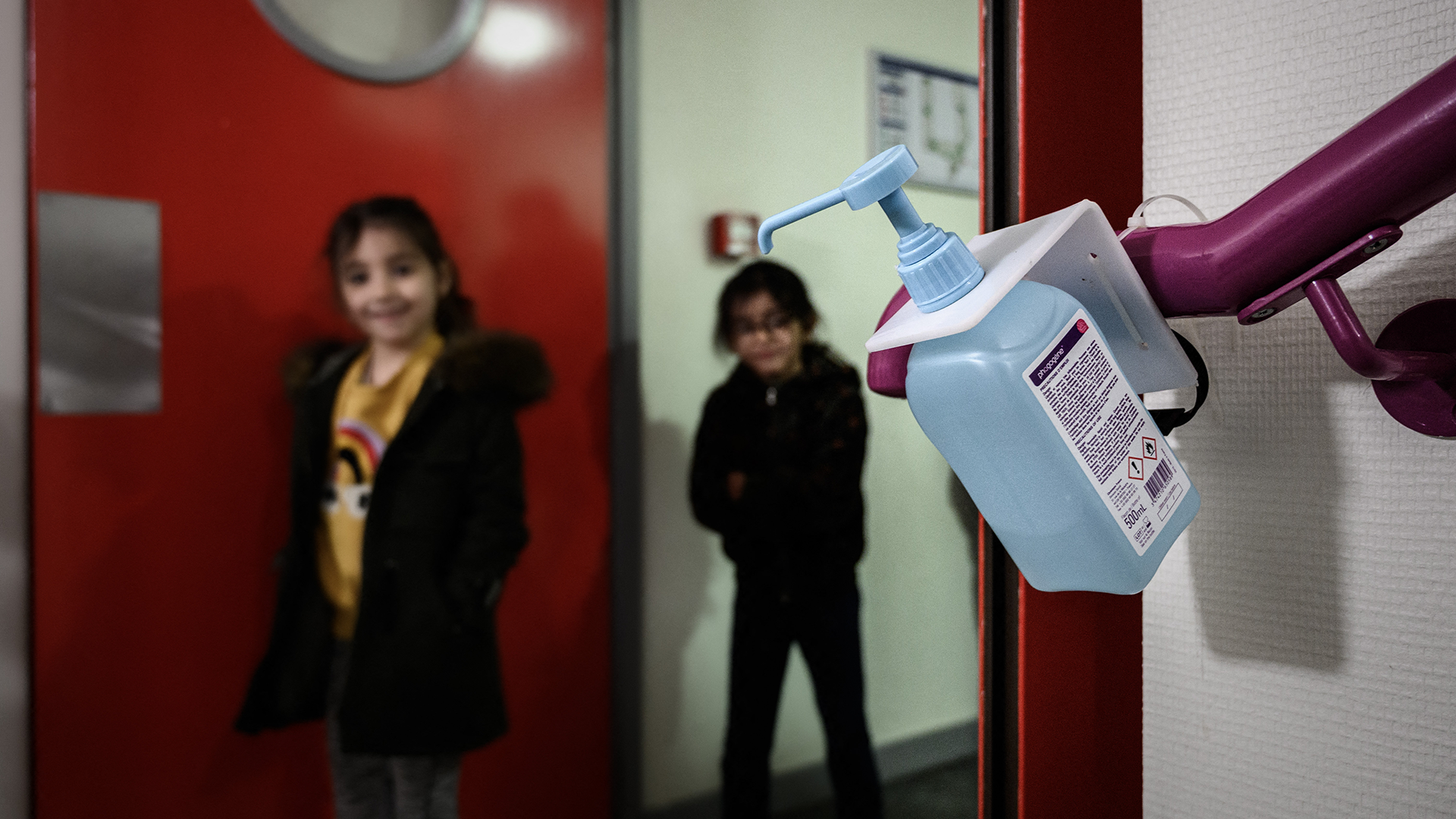 'QR le débat' : 5 ans après le Covid, a-t-on bien géré ? Revivez notre ...