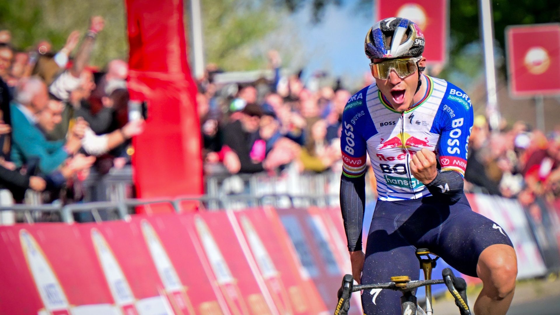 Entre le Tour de France et les classiques, Evenepoel ne doit pas forcément choisir : "Il faut qu’il aille au bout de ses rêves"