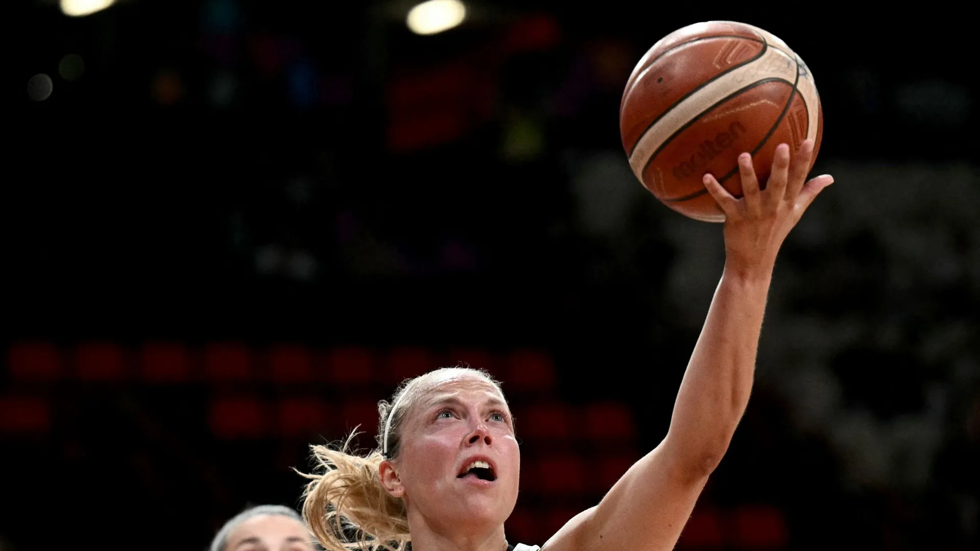 Onlyfans de johana giraldo she sat super close to me on the