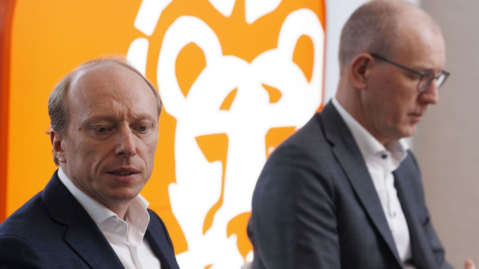 La revue de presse : 1,6 million d’euros dans le cadre d’une transaction pénale, c’est chichement payé pour ING