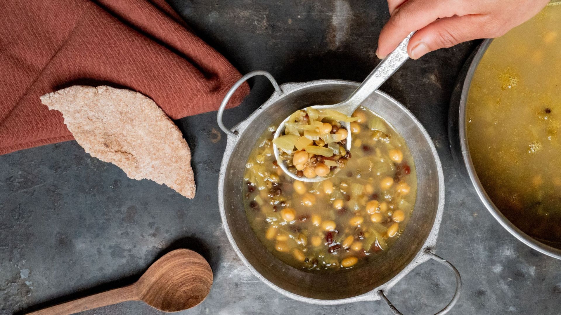 Le Kwati : la recette de cette soupe hyperprotéinée aux neuf légumineuses