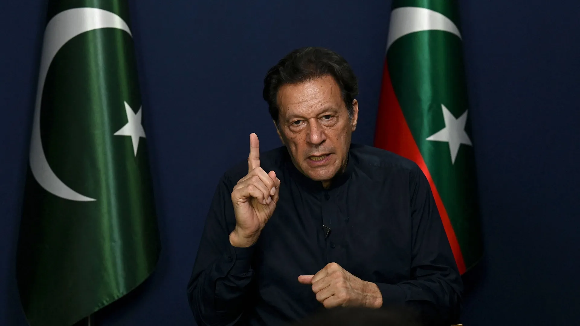 Pakistan : deux explosions à la veille des élections font au moins 24 ...