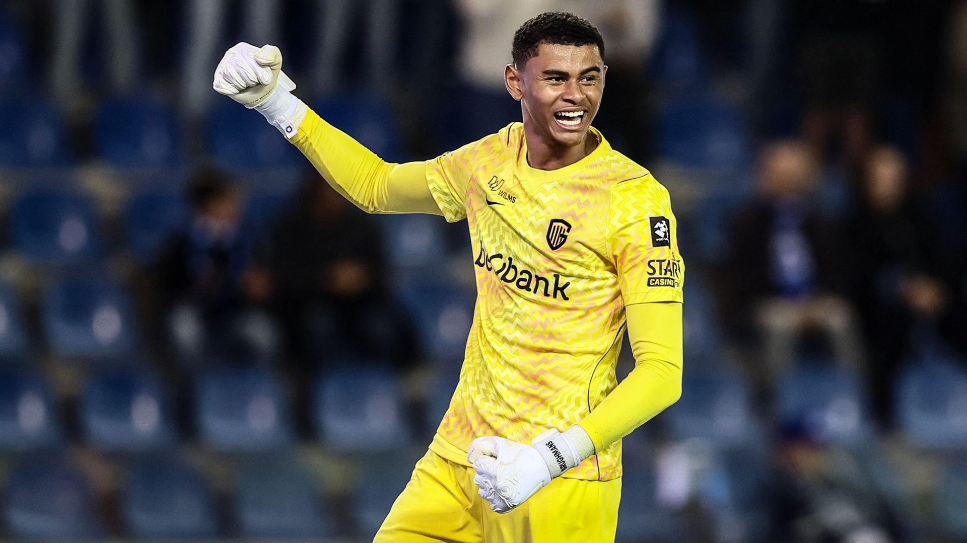 Liverpool officialise l’arrivée de Lucca Brughmans, qui restera encore à Genk une saison