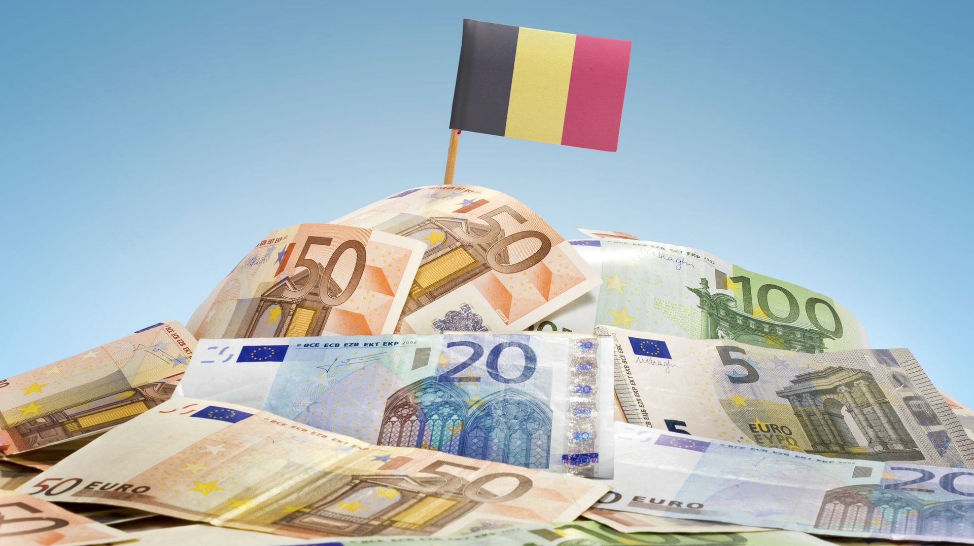 La revue de presse : la famille belge la plus riche est wallonne... et si elle investissait ?
