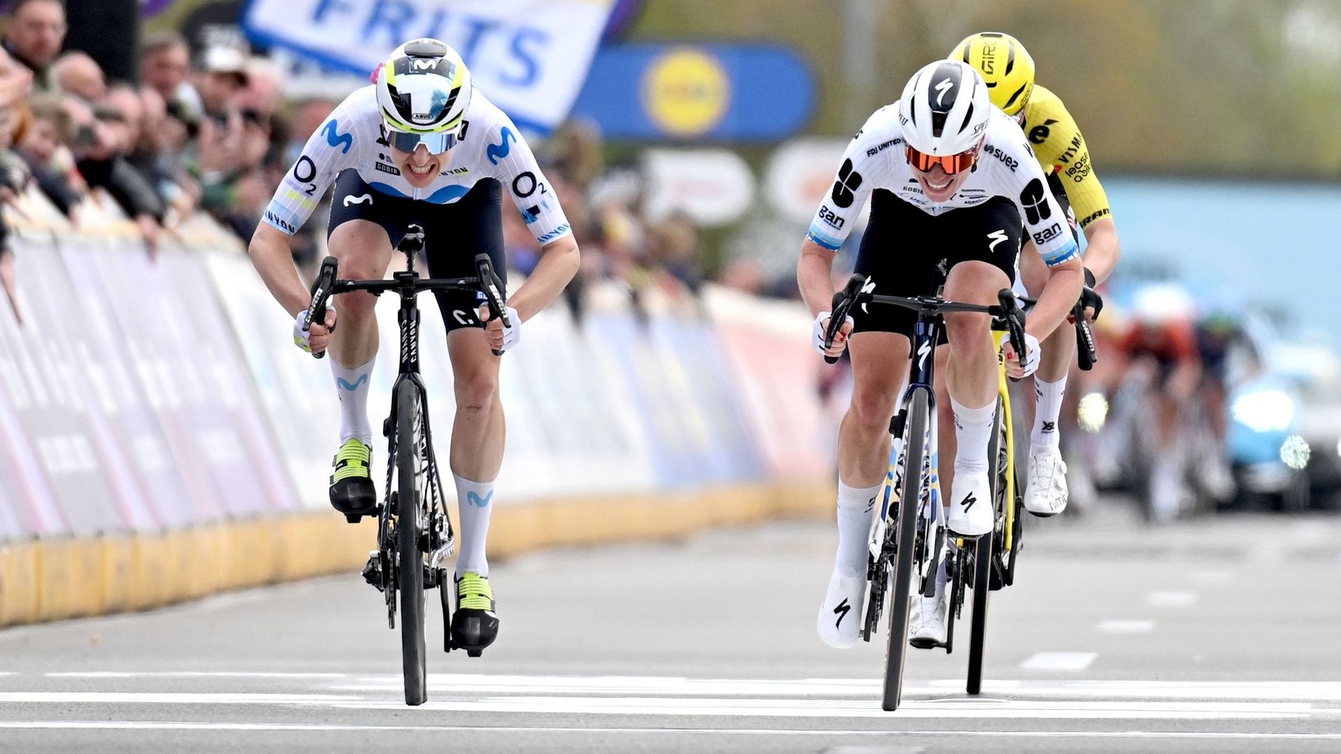 À Travers la Flandre dames : Marlen Reusser devance Demi Vollering à la photo-finish, Lotte Kopecky 12e