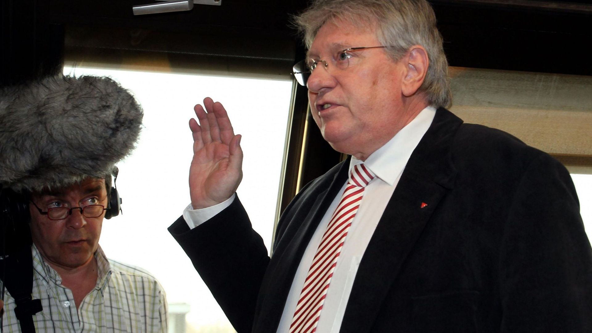 Ans: l'ex-échevin Henri Huygen exclu du PS suite aux accusations d'homophobie - RTBF Actus