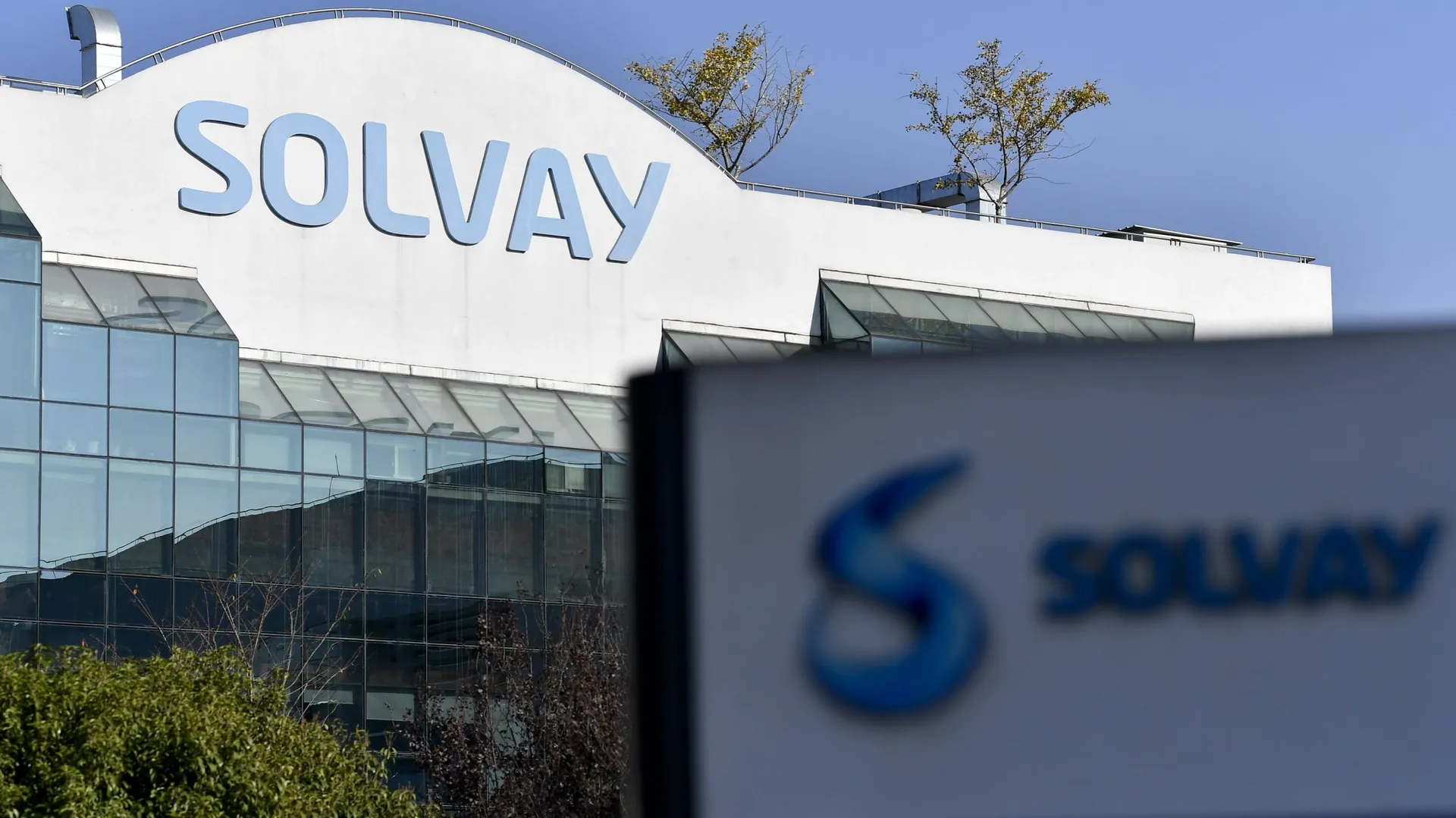 Solvay Insurance Solvay perd 1,5 milliard de sa valeur à cause de la crise liée au ...
