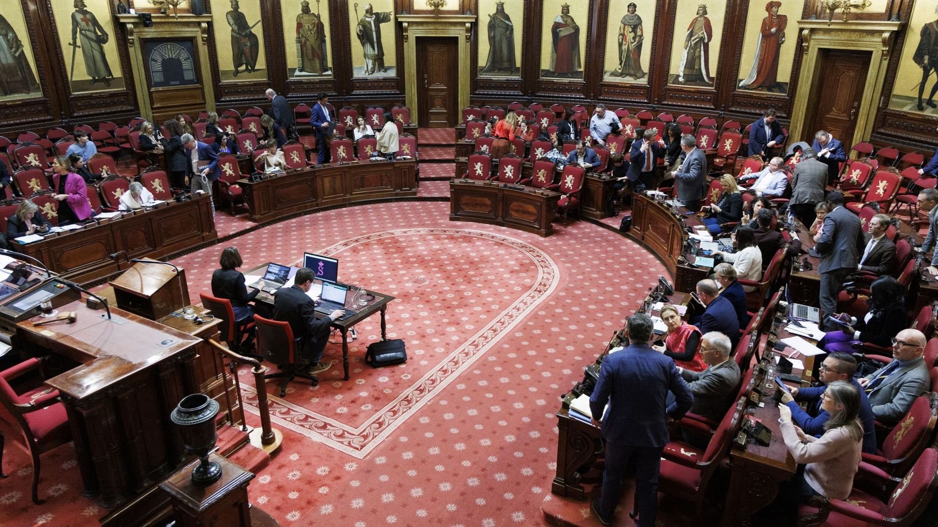 La suppression du Sénat est lancée malgré l'abstention du MR...qui y est pourtant favorable: voici pourquoi