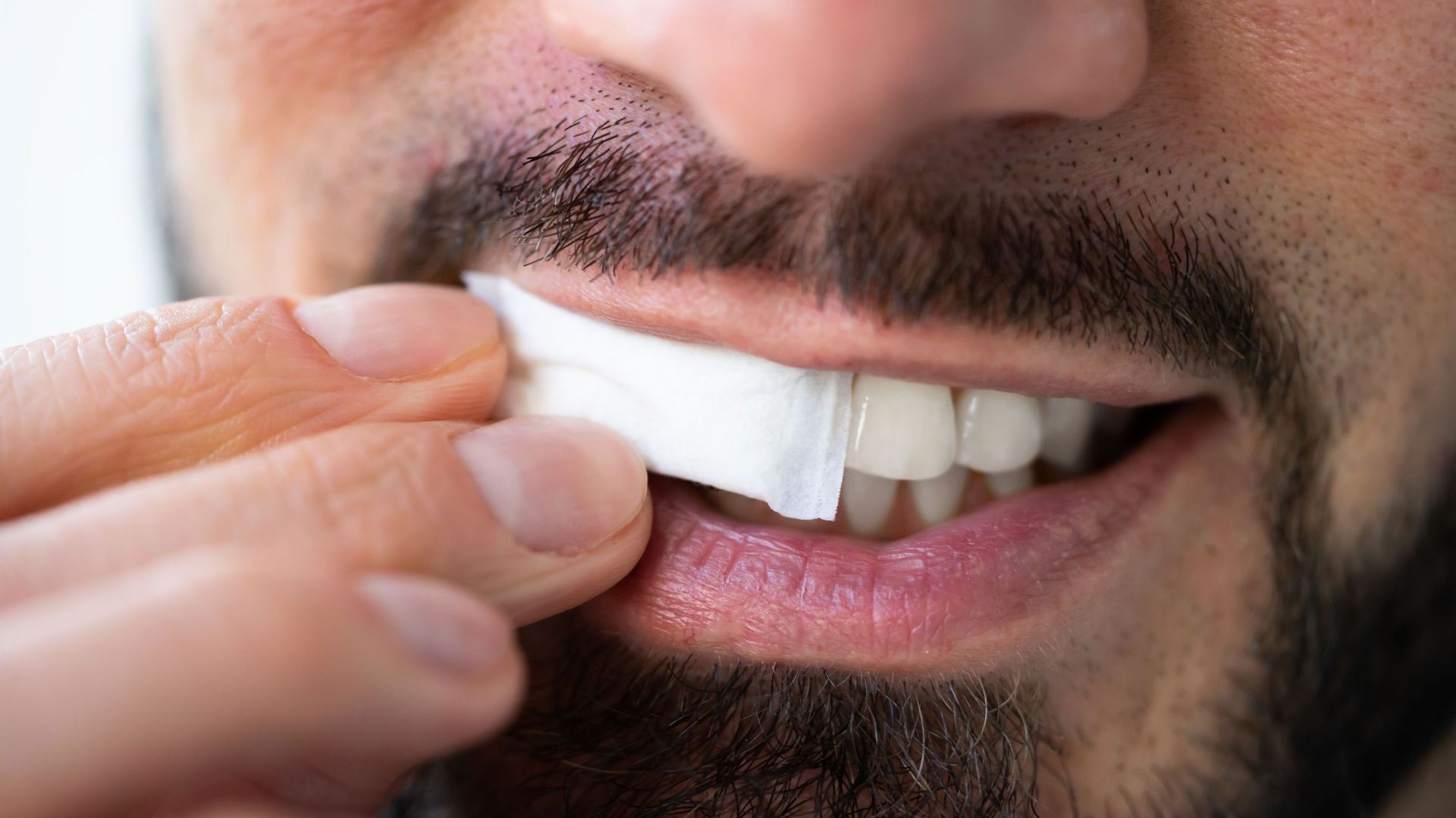 Le Snus, du tabac en sachet : une mode à haut risque pour votre santé