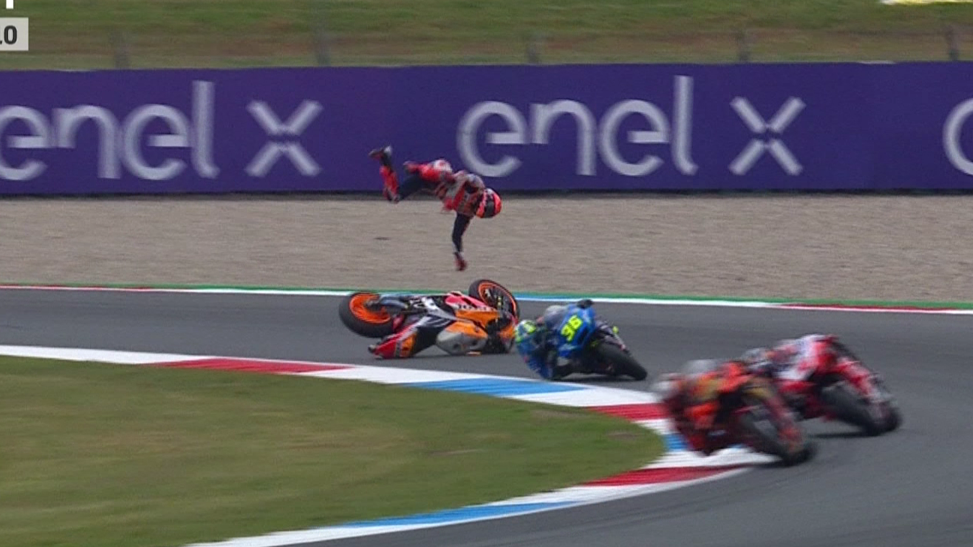 MotoGP : Marc Marquez chute violemment à plus de 130 km/h durant les ...