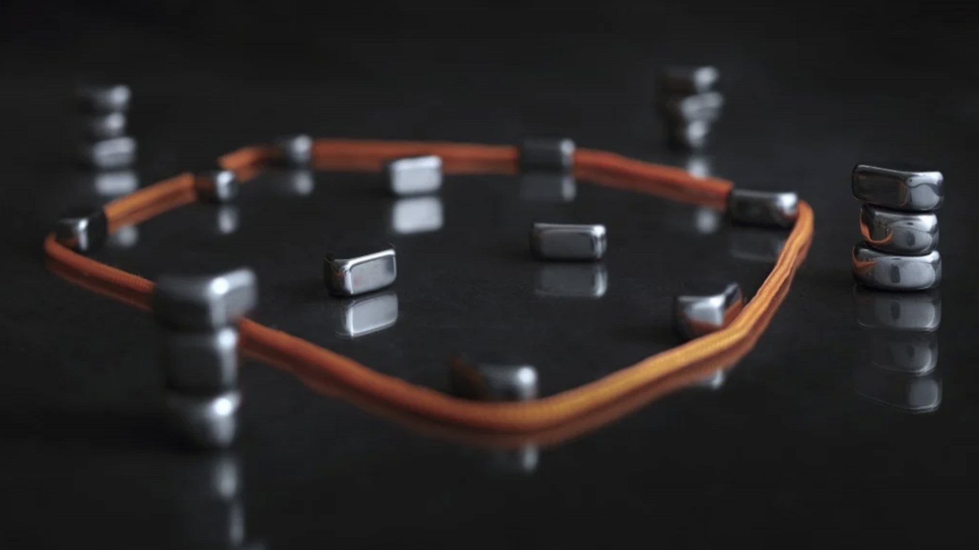 Jeu De Société Kluster Le Pouvoir Des Aimants Rtbf Actus