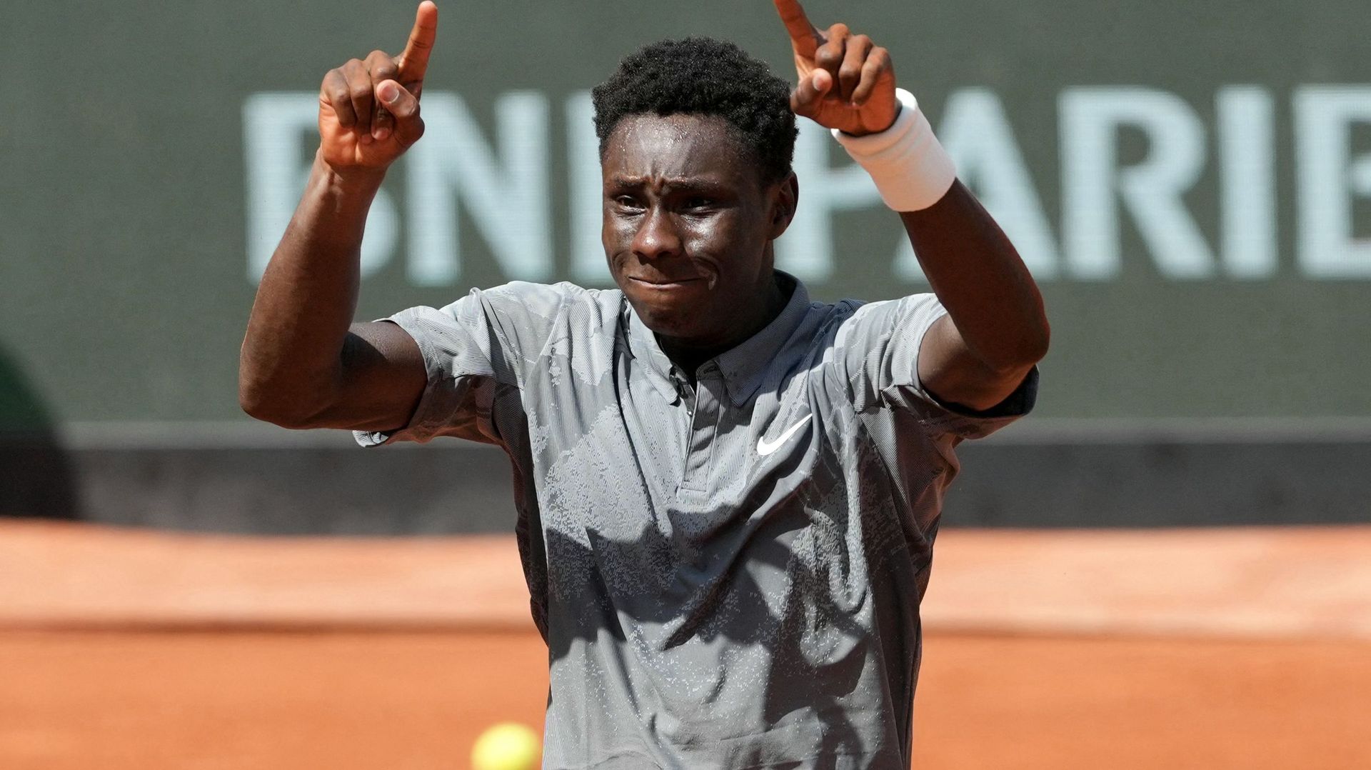 Roland-Garros : Moïse Kouamé, le phénomène du tennis français file au 3e tour et fait rêver Paris