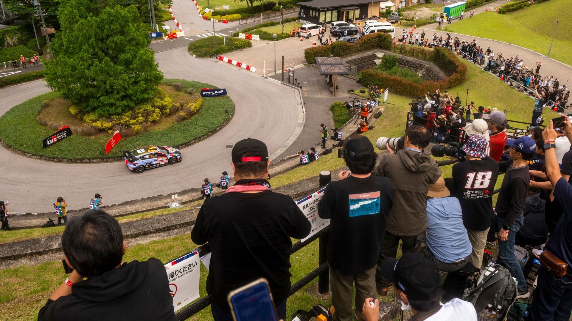 WRC Japon : Sébastien Ogier empoche le shakedown, Thierry Neuville 10e et en difficulté
