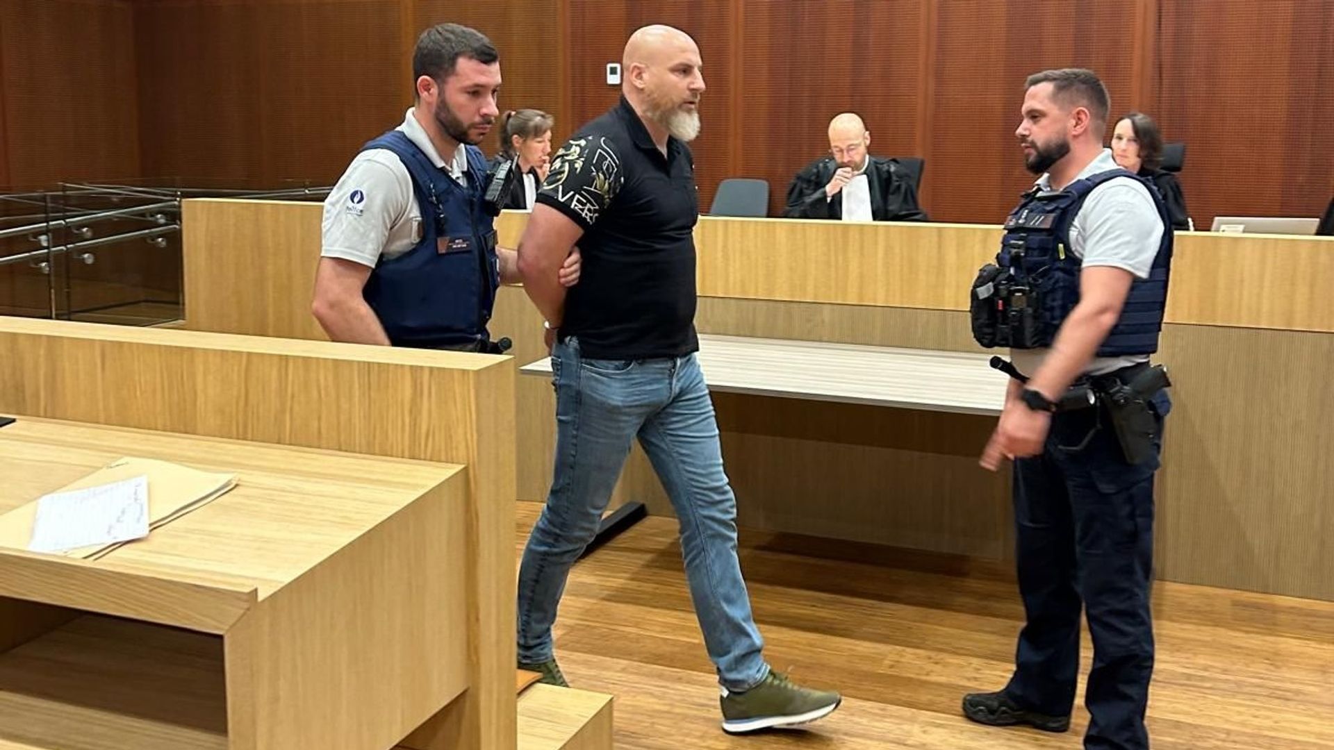 Gregory Lenoci condamné à 17 ans de prison pour tentative d'assassinat