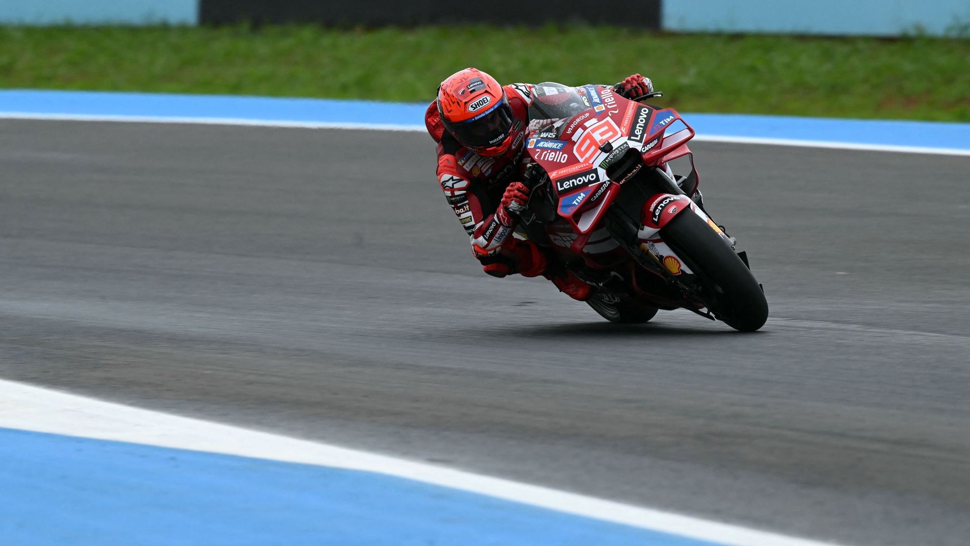 Direct vidéo - MotoGP Brésil : place aux qualifications en Moto2 avant le départ des courses