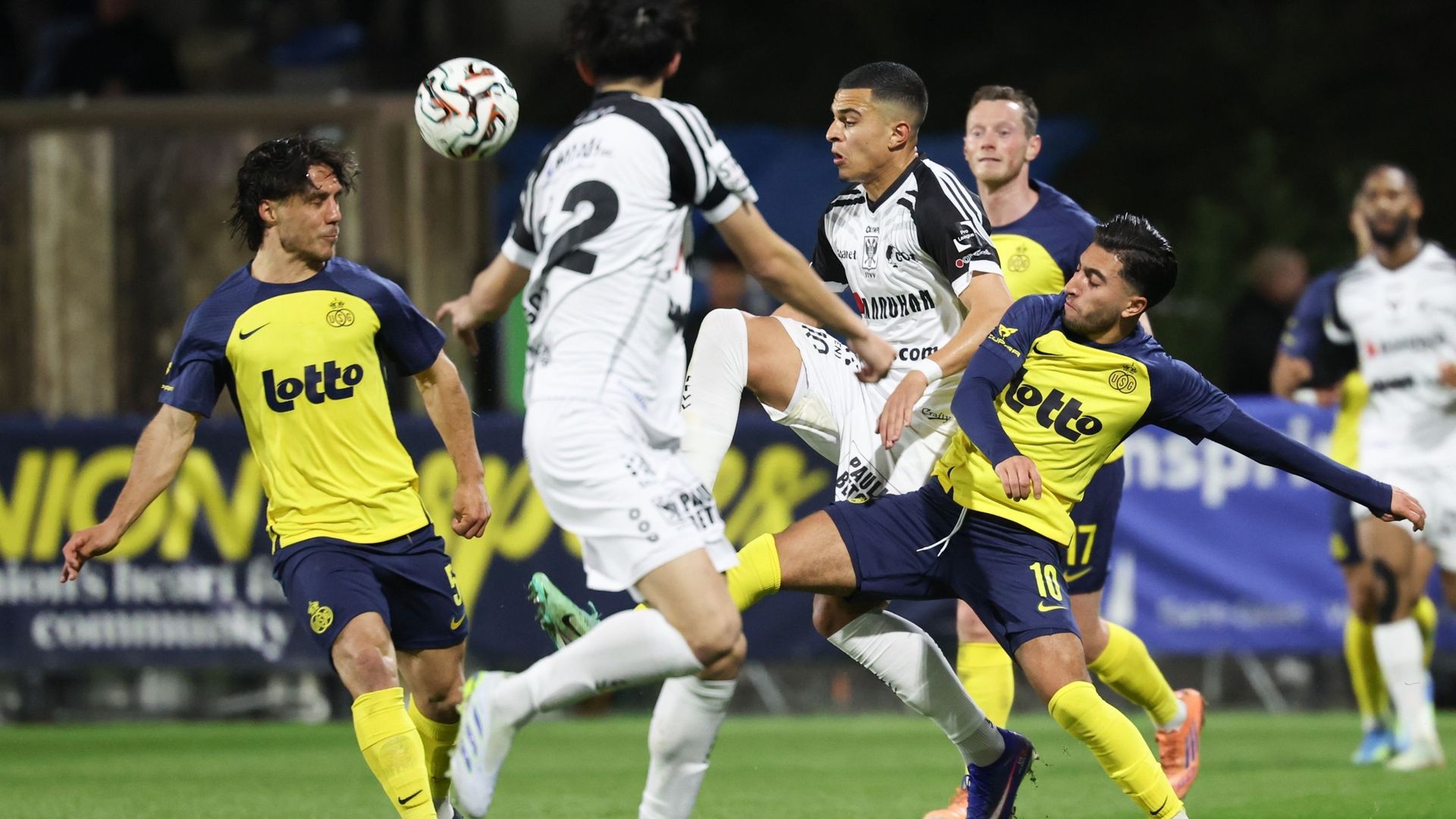 Anouar Ait El Hadj après la victoire de l’Union Saint-Gilloise : "On avait 11 finales à disputer avec la coupe. Il en reste dix"