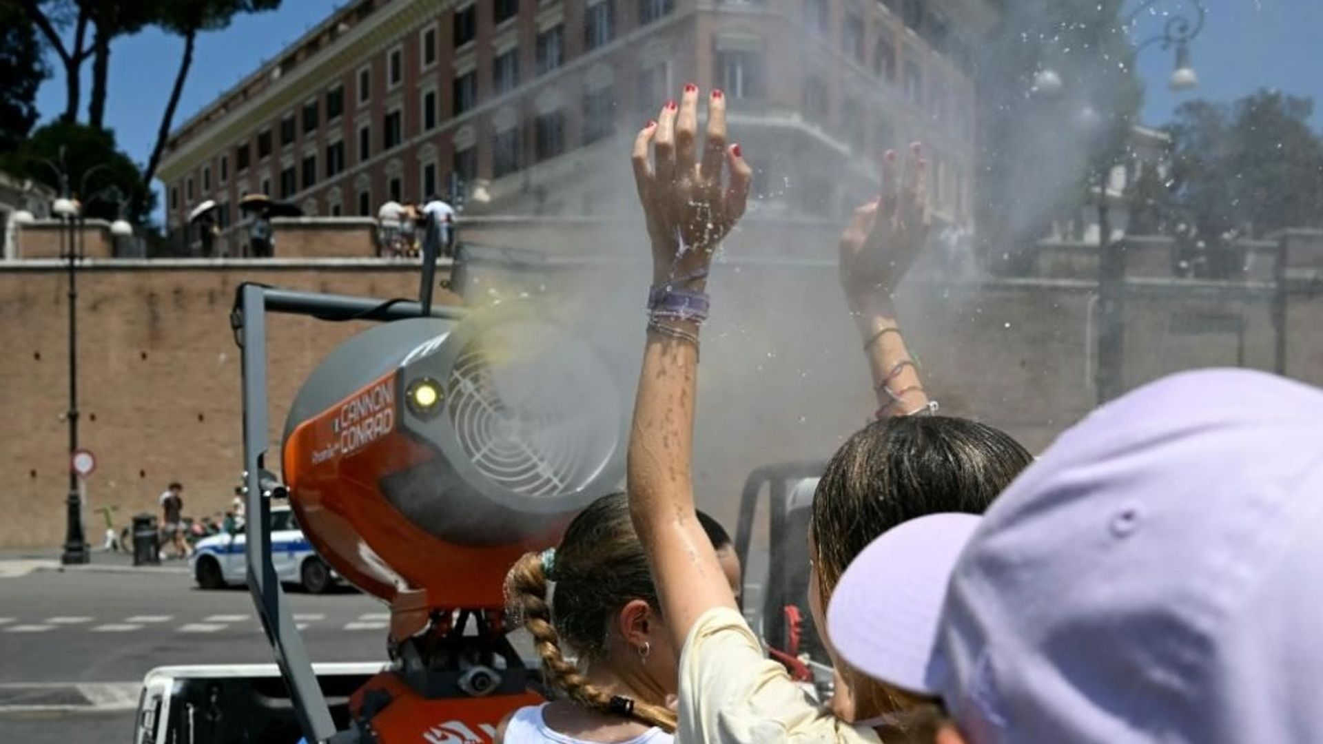 "Pire qu'en Inde" : à Rome, les touristes face au supplice de la canicule