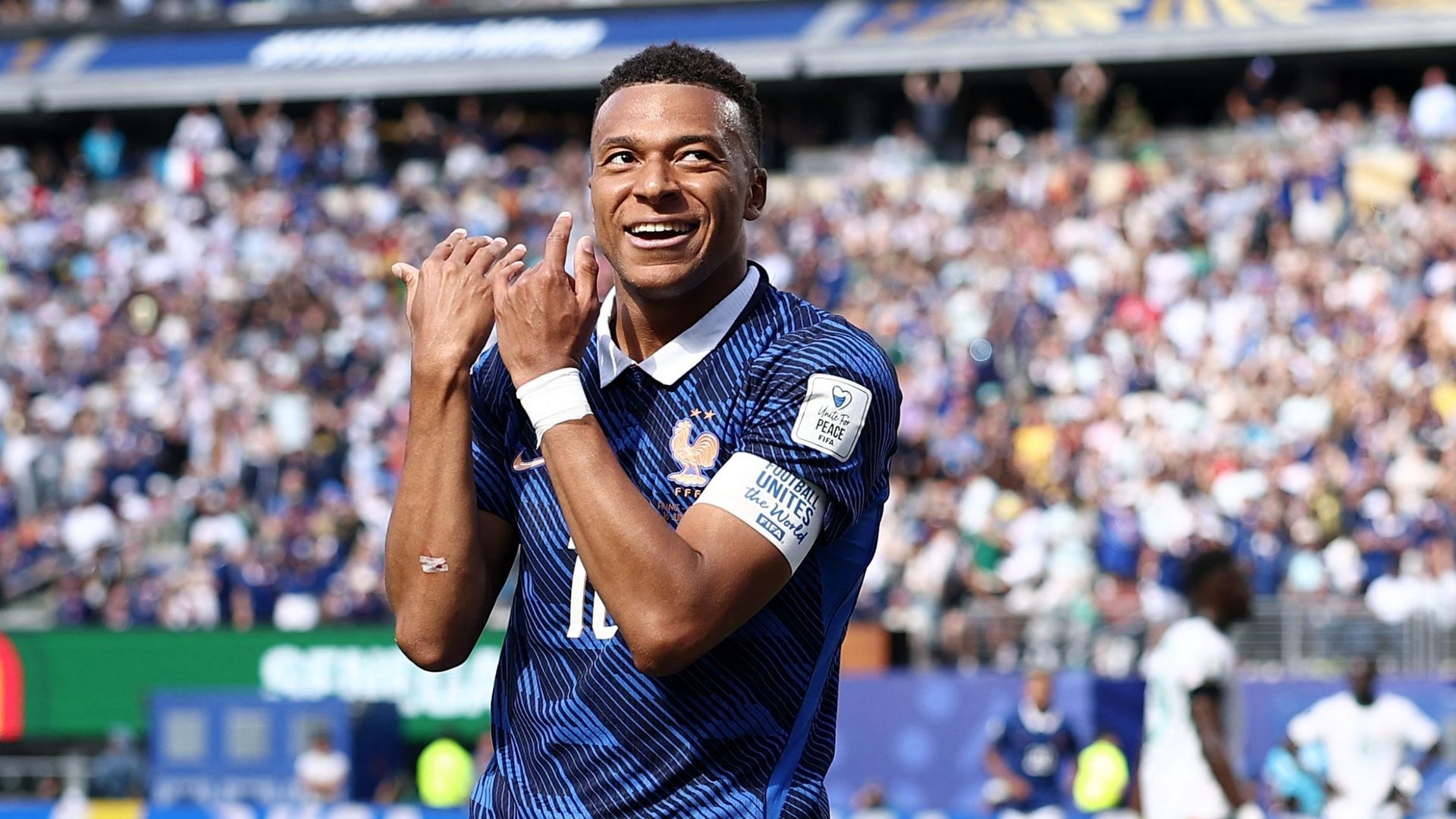 Coupe du monde 2026 : Pourquoi Kylian Mbappé a-t-il célébré son but contre le Sénégal en jouant de la flûte traversière ?