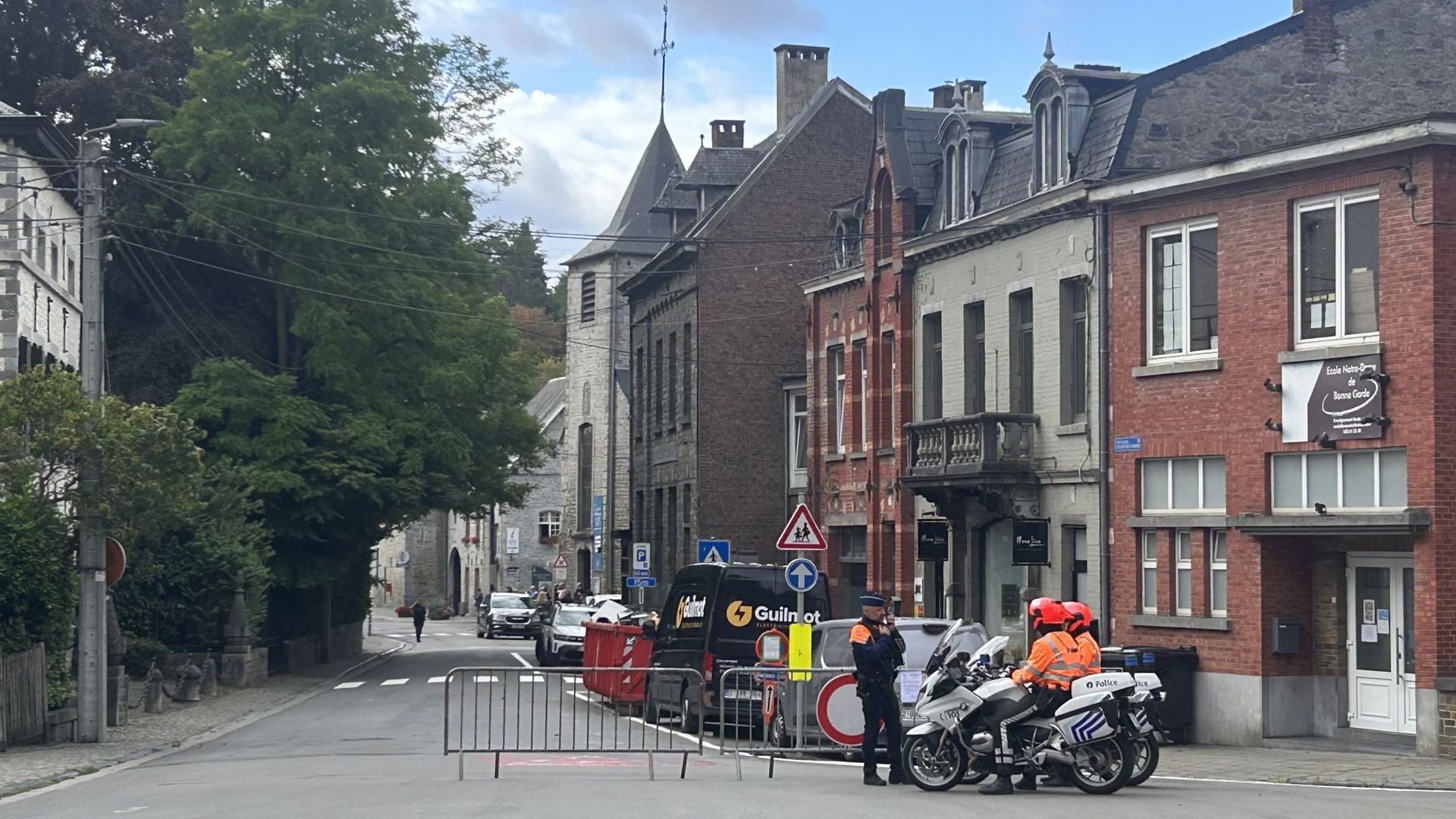 Une centaine de personnes aux funérailles de Tyméo Brigou à Yvoir