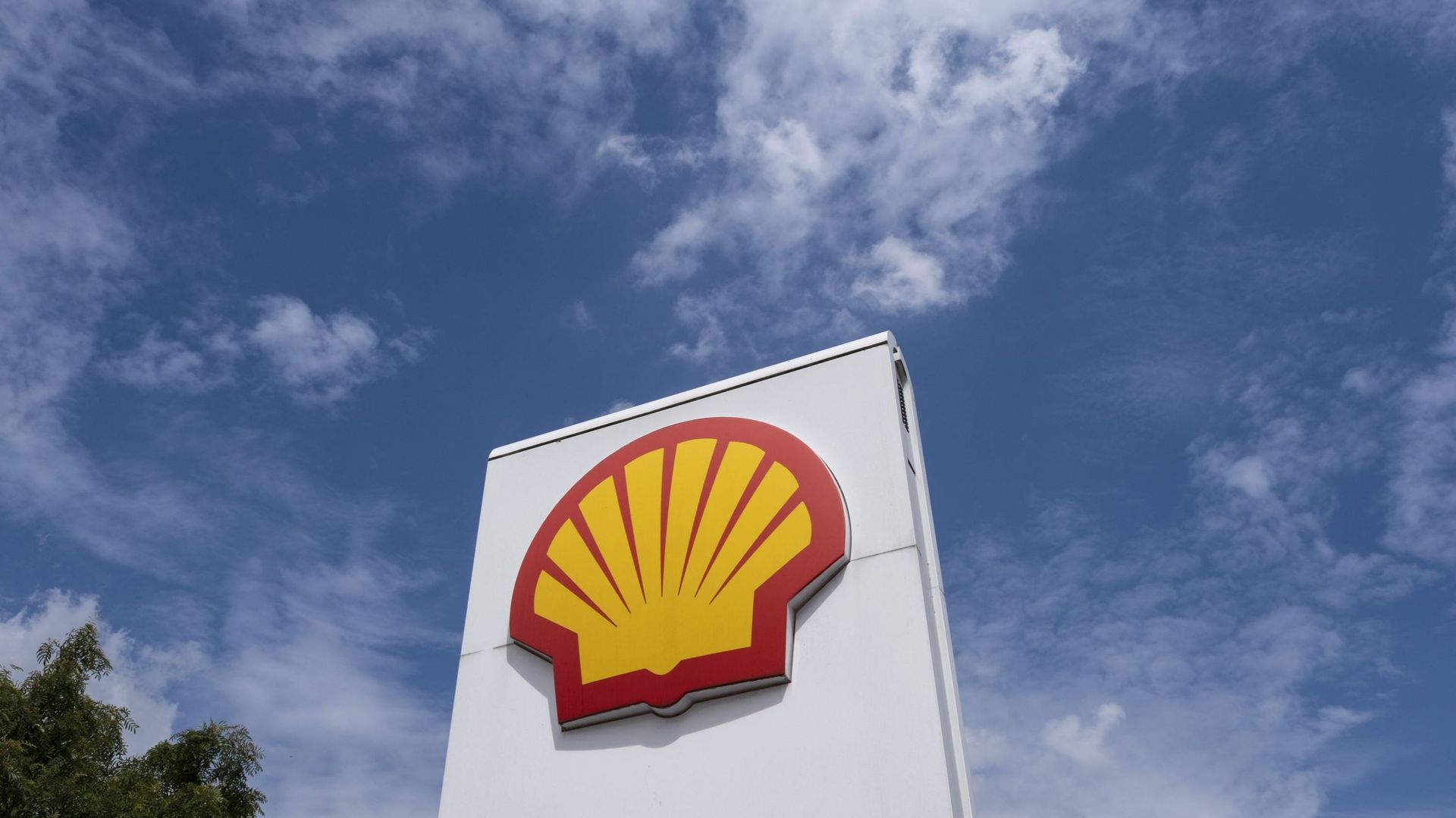 Shell ne réduira plus sa production de pétrole d’ici 2030, ire des ...