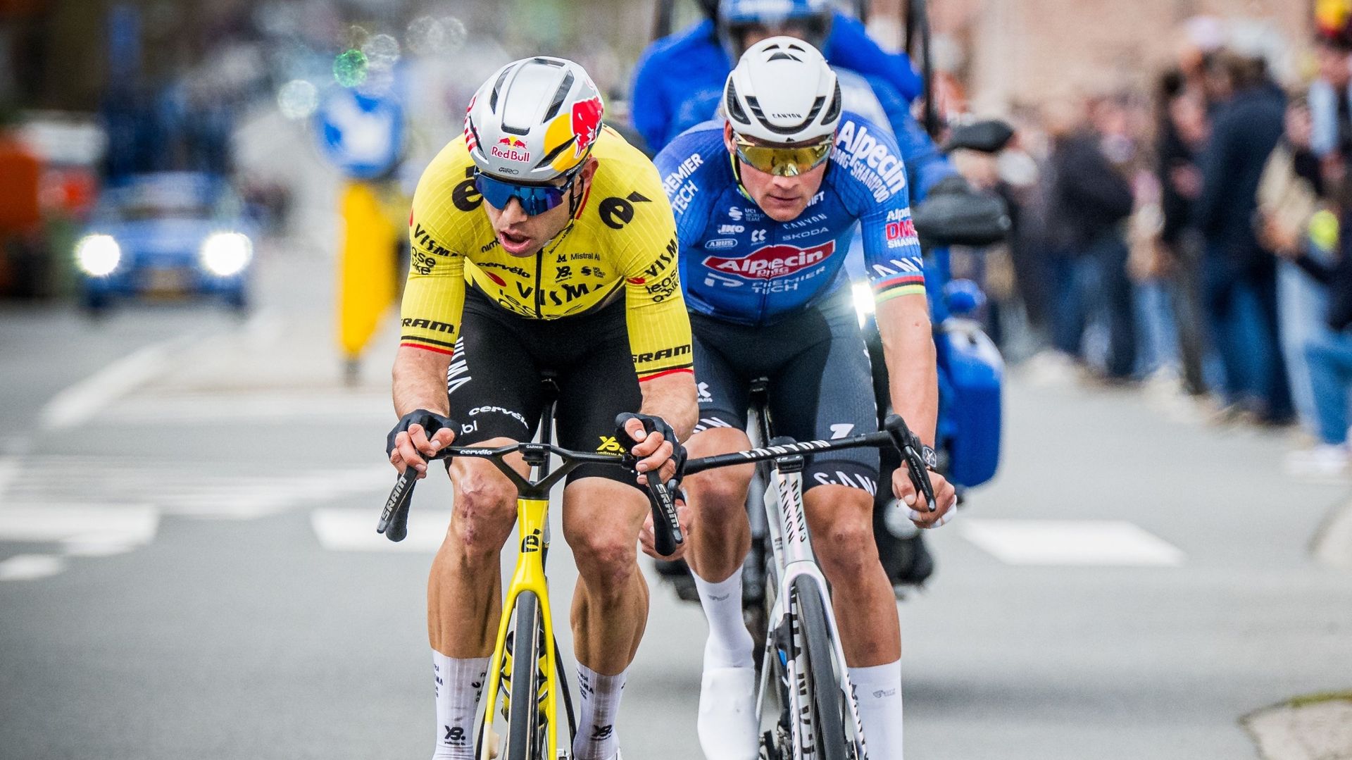 Wout van Aert de retour au premier plan à une semaine du Tour des Flandres ? "On va encore être surpris" selon Rodrigo Beenkens