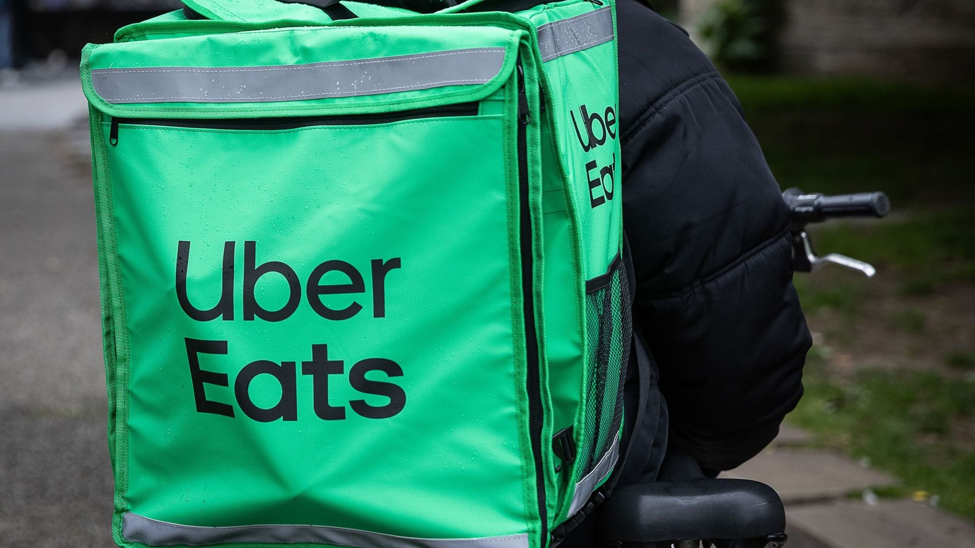 Uber supprime 3300 emplois