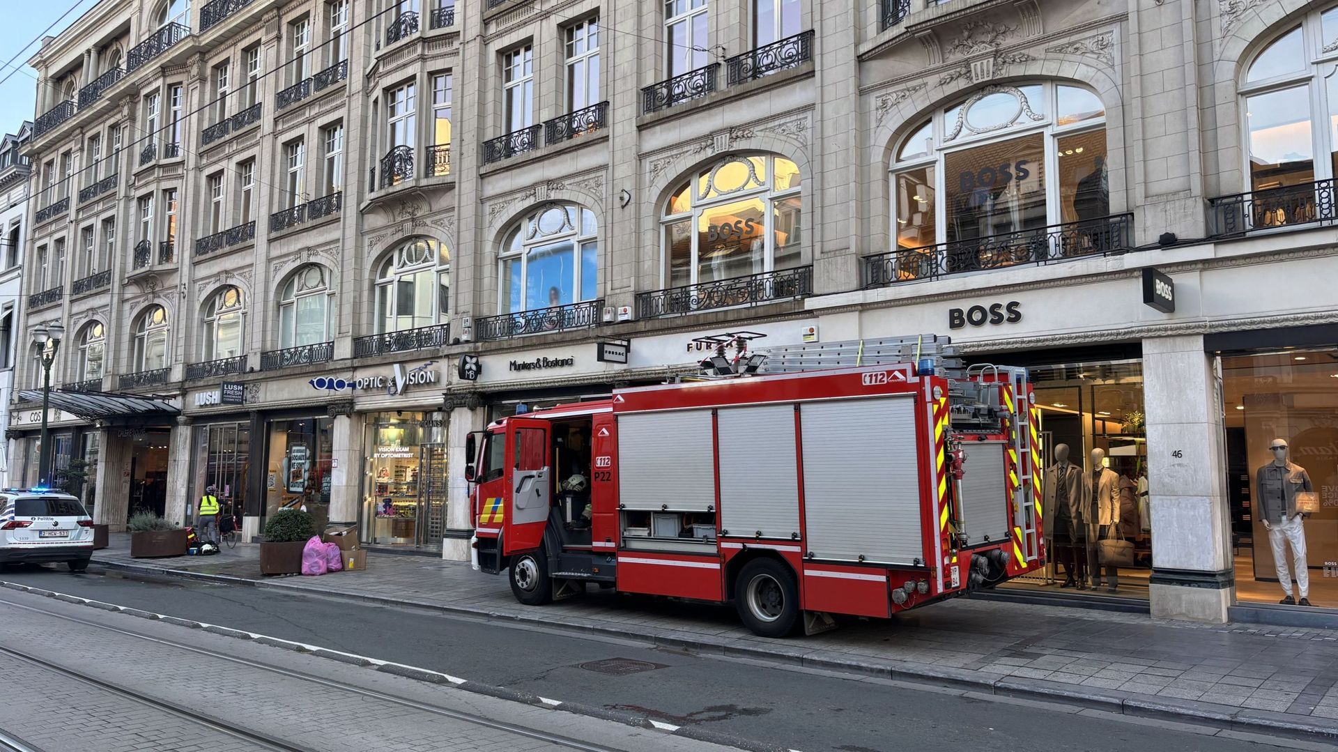 Un décès après un incendie dans un immeuble à appartements avenue Louise