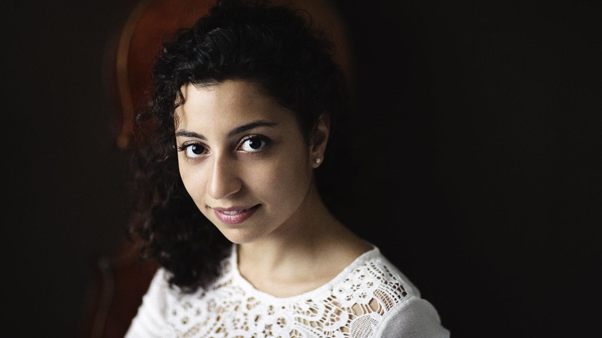 Astrig Siranossian, violoncelliste. Ce dimanche à midi. - RTBF Actus