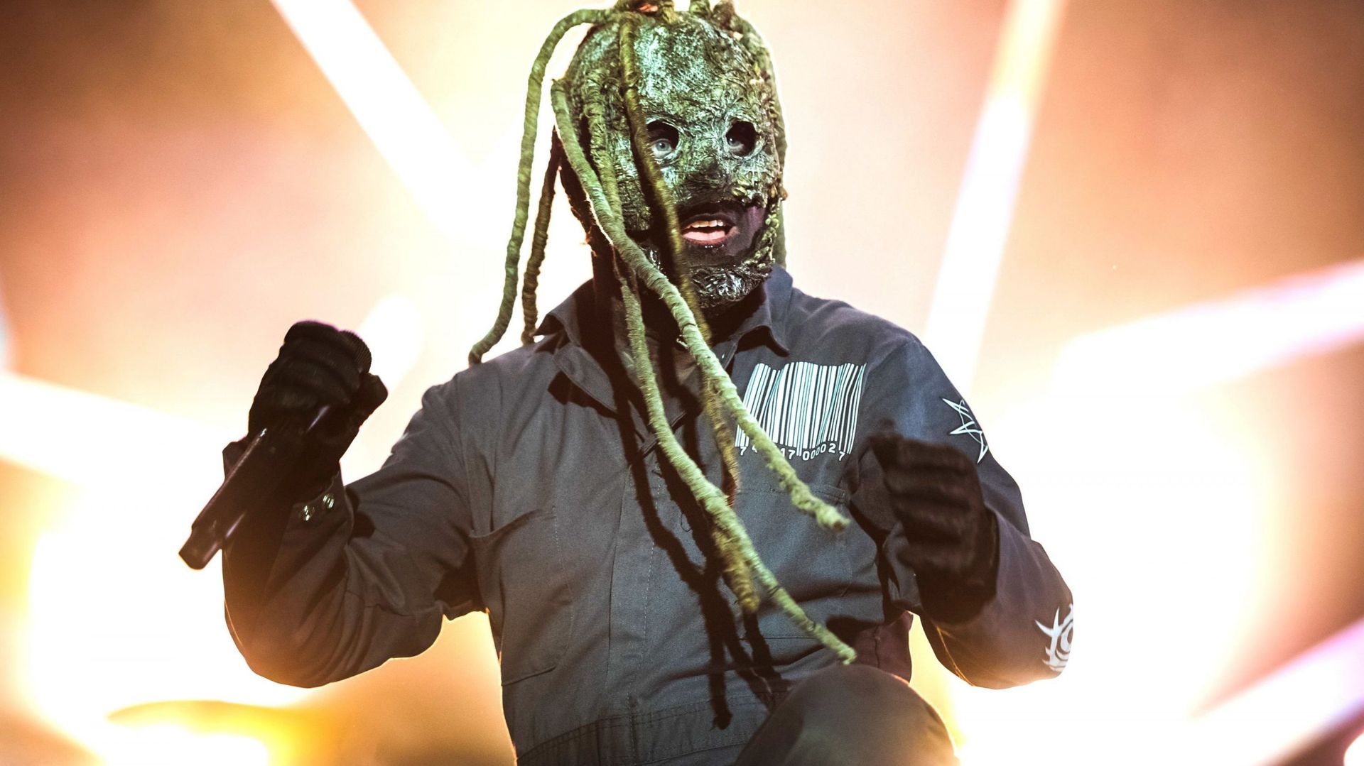 Slipknot revient sans prévenir avec “Arsenal”, son premier titre dans sa nouvelle configuration