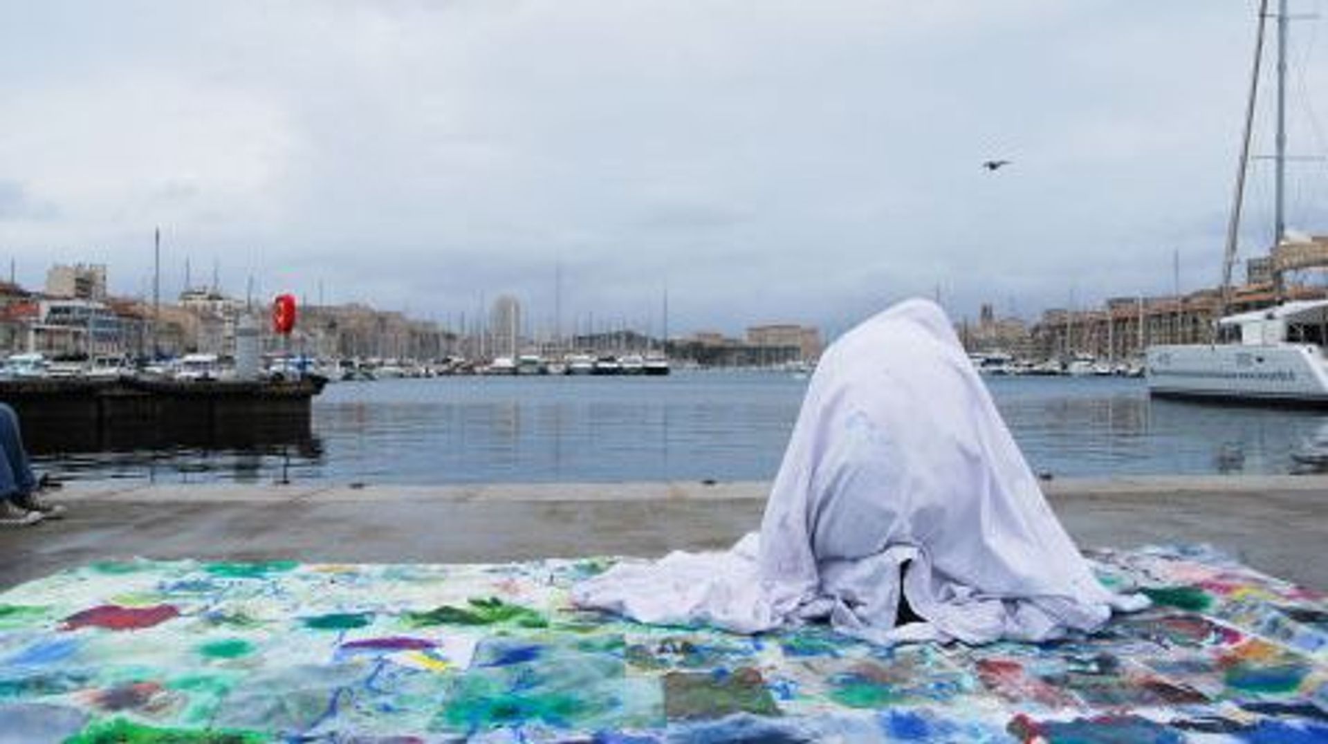 Angel Vergara peintre sous couverture - RTBF Actus