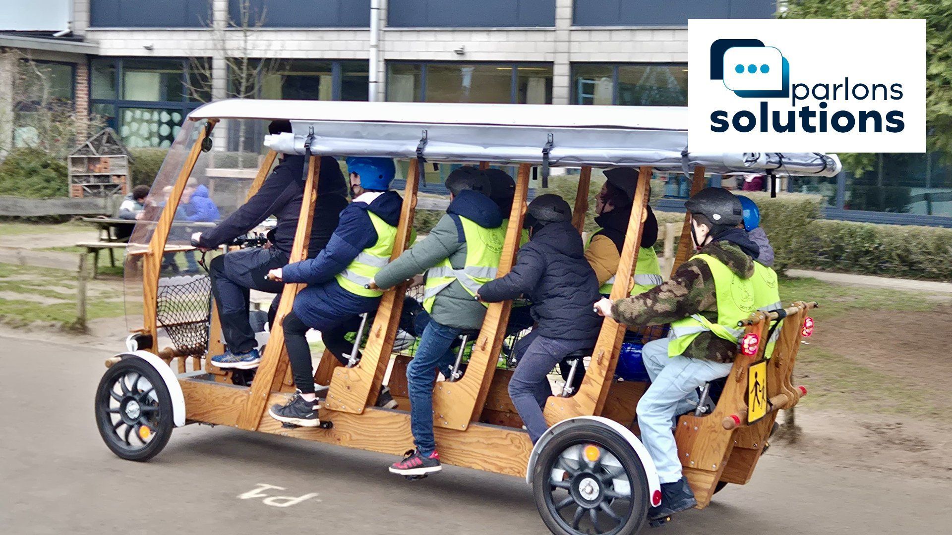 Transport scolaire : quand des écoles remplacent le bus par le Veloctobus