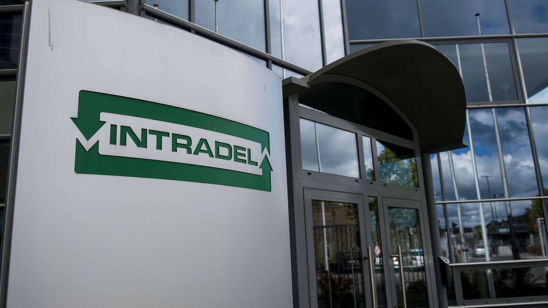 Moins de déchets chez les Liégeois, mais une facture qui pourrait grimper : le bilan 2025 d'Intradel