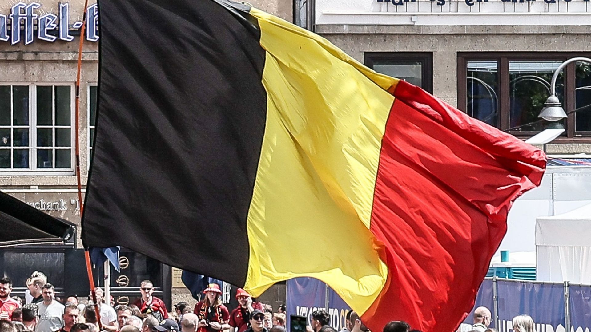 Autocollant Vintage Belgique - Drapeau National Et Blason - Années 80