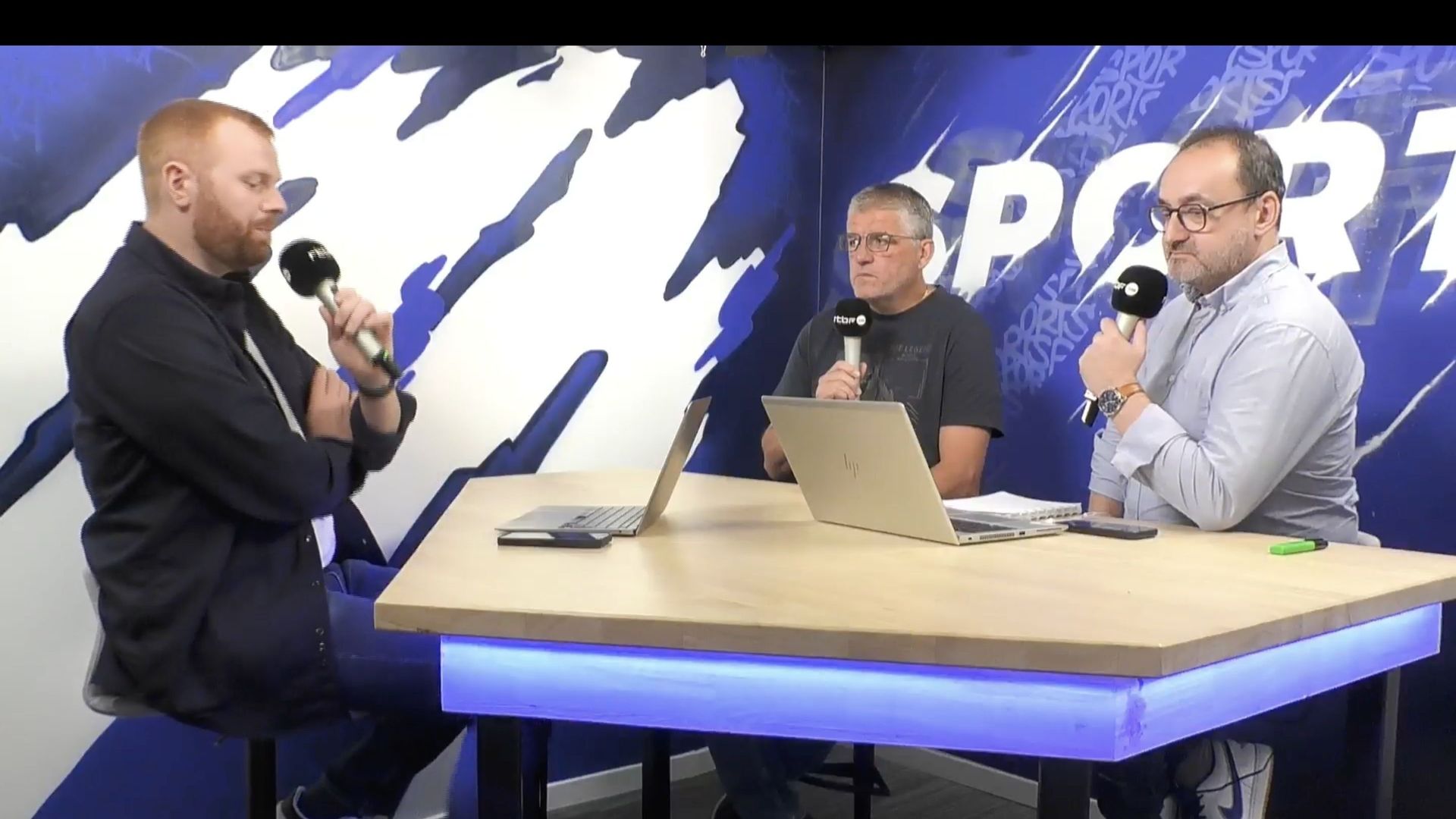 La surprise, le grand déçu, le futur chouchou du coach : Philippe Albert débriefe la sélection de Mark van Bommel - RTBF Actus