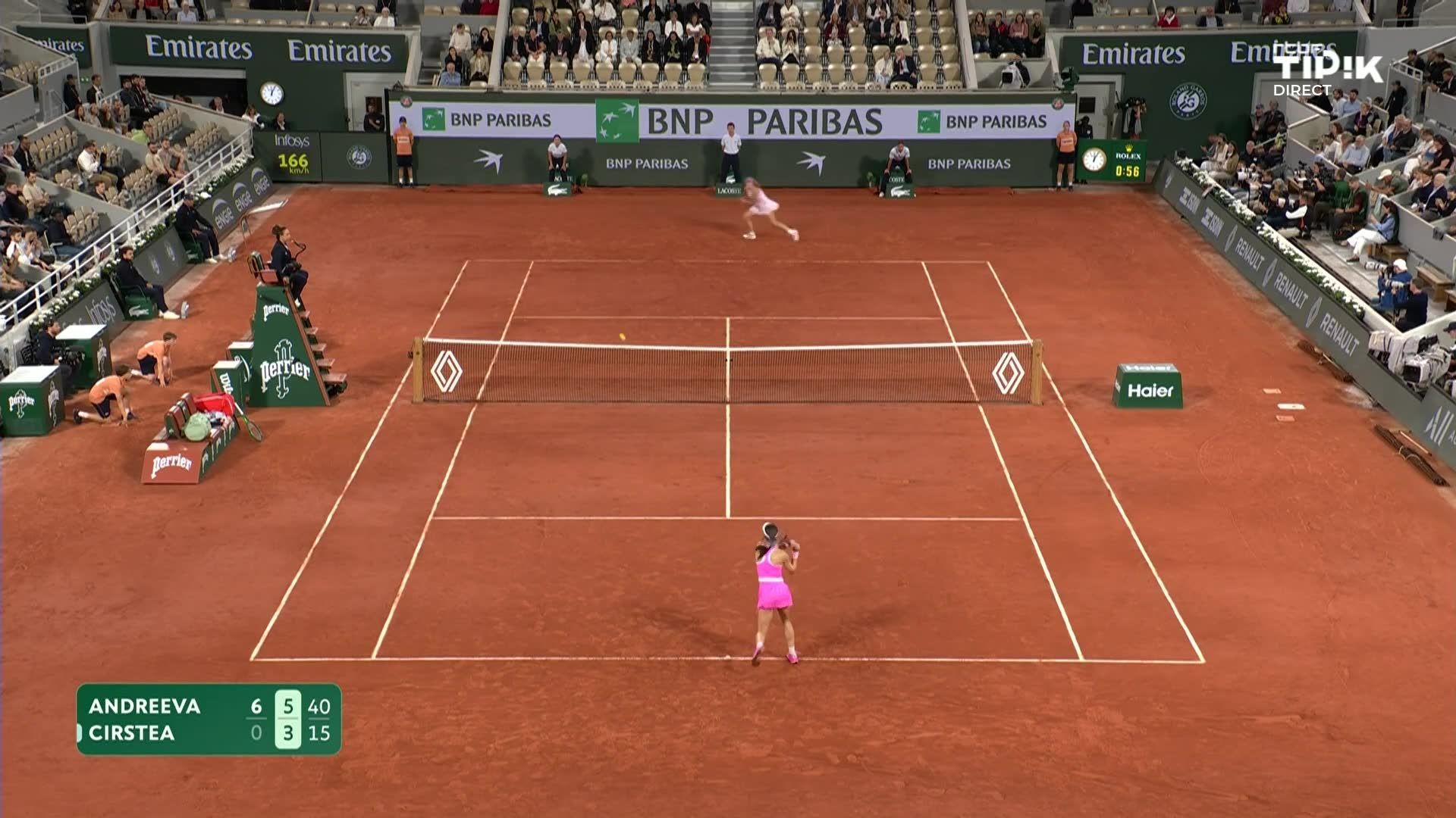 Roland-Garros : Mirra Andreeva se défait de Sorana Cirstea et est la première qualifiée pour les demi-finales
