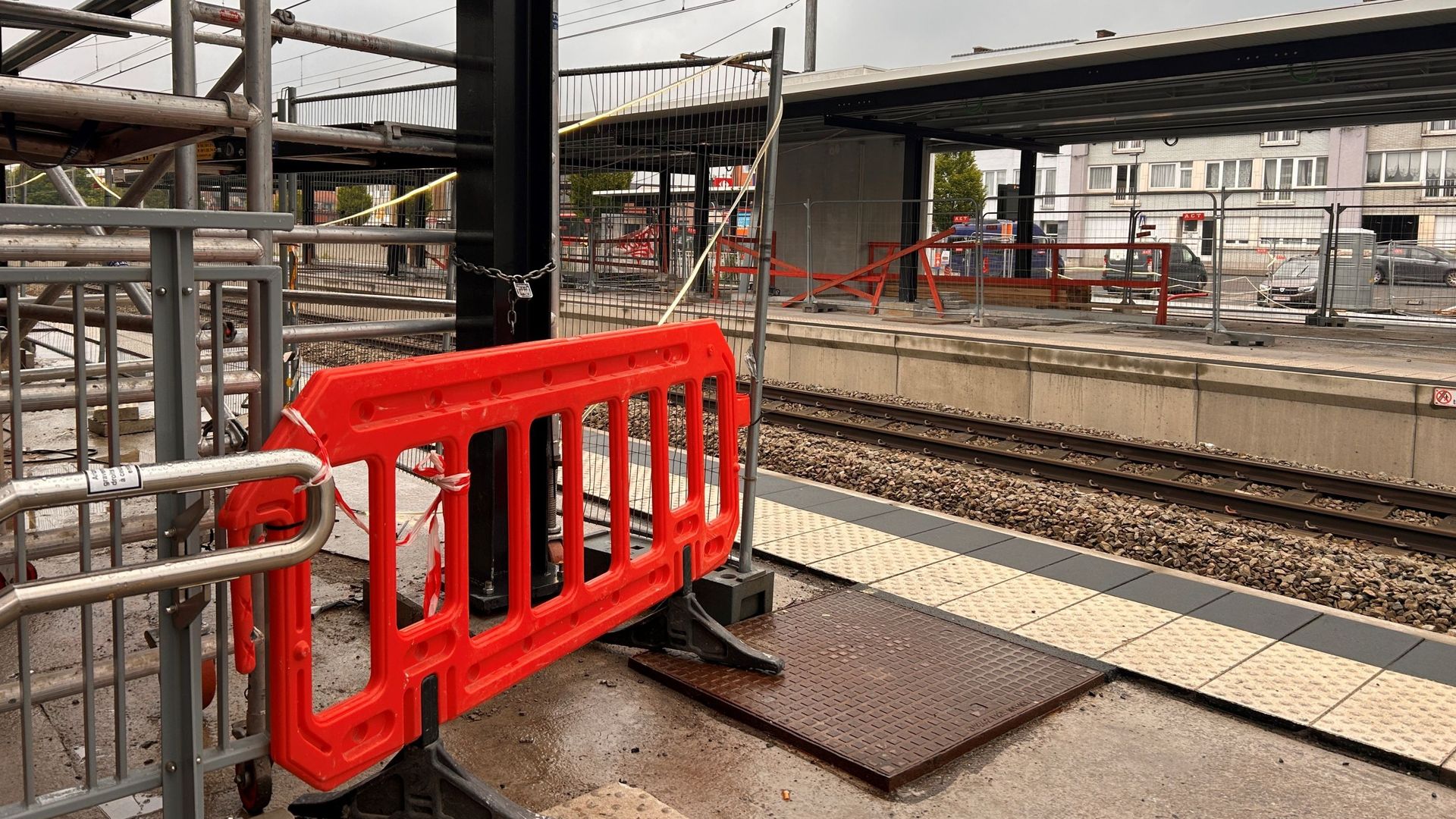 A Tubize, le bourgmestre arrête le chantier de la SNCB : "La sécurité des usagers n’est pas respectée"