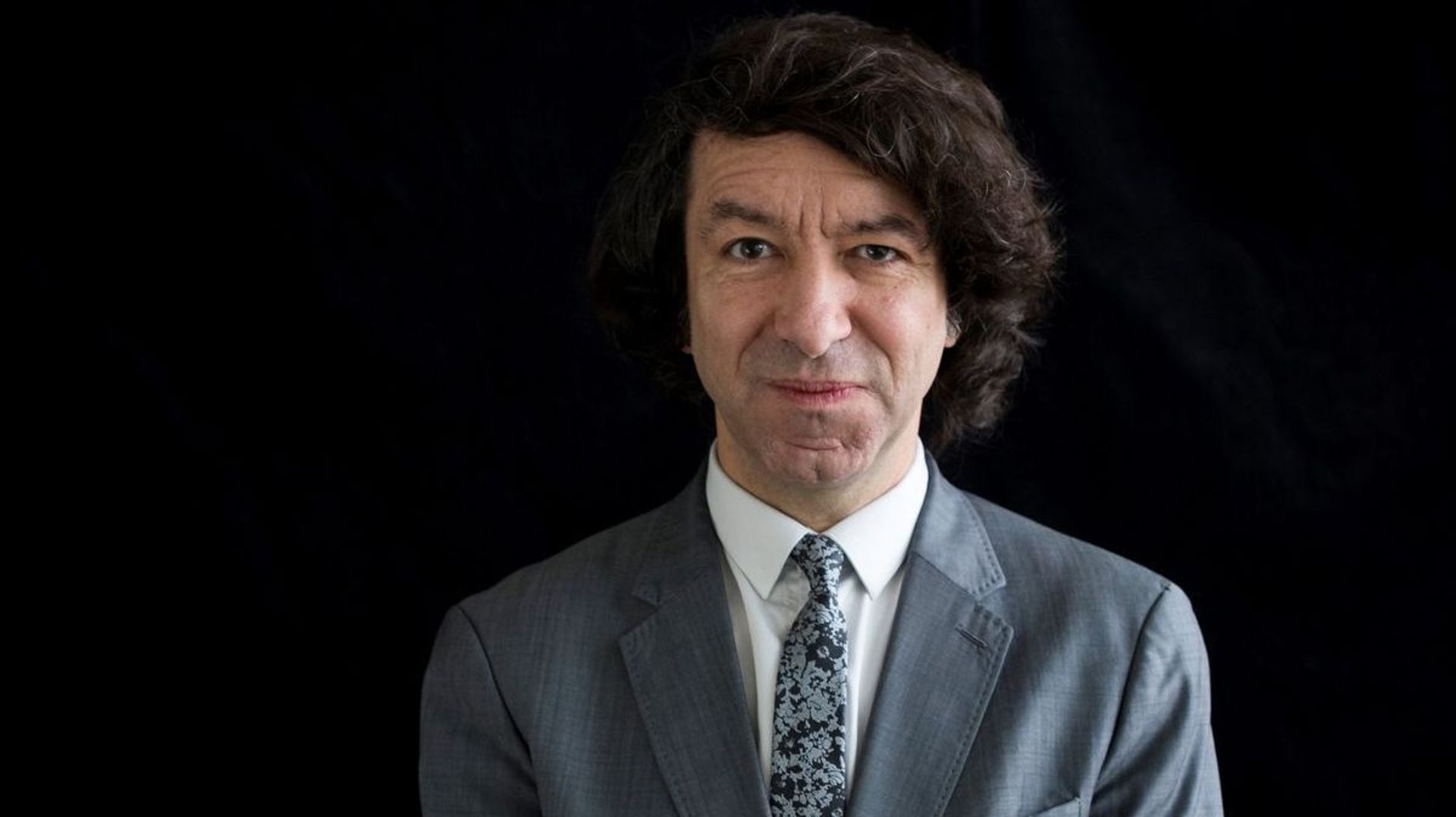 Eric Fiat : "Nous sommes responsables de nos morts, c’est à nous de parler pour eux"