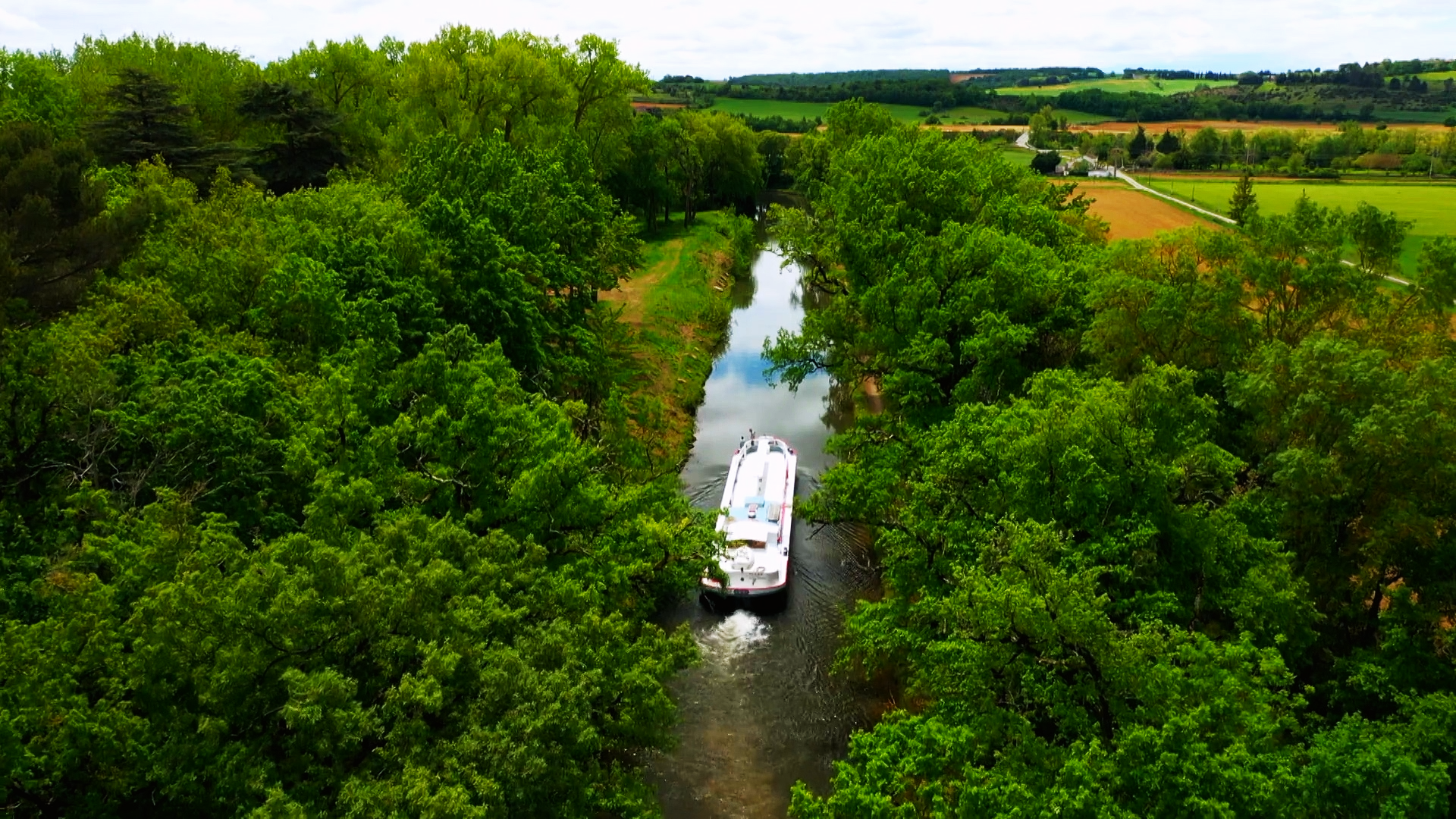 Votre voyage en 10 étapes sur le Canal du Midi - RTBF Actus