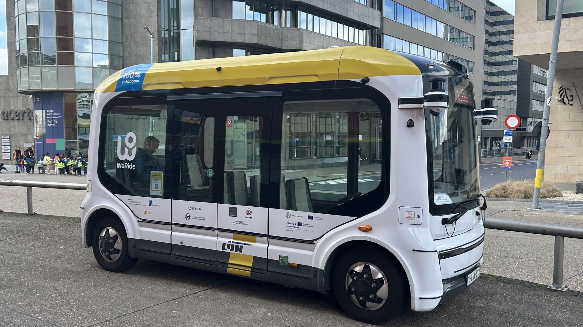 Immersion dans le bus du futur : Pas de chauffeur, mais encore quelques bugs…