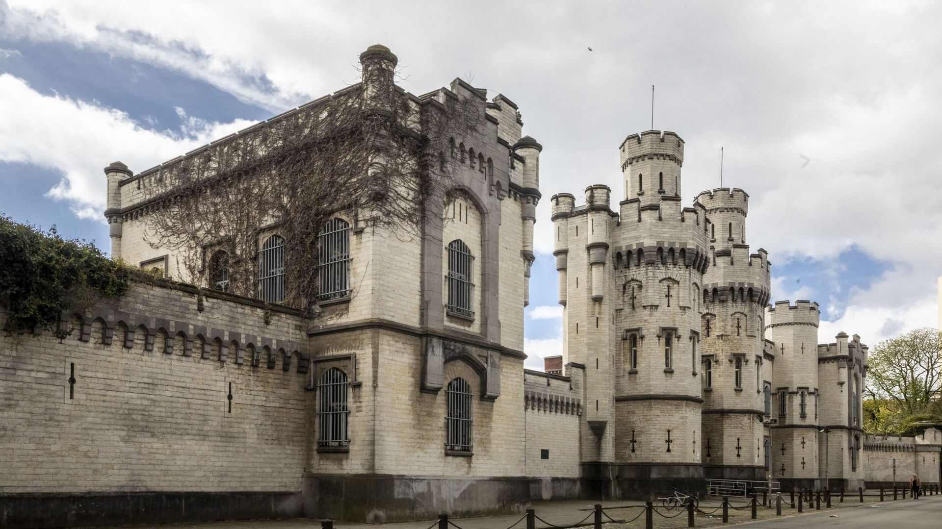 Report de la fermeture de la prison de Saint-Gilles: "Cela ne nous étonne pas" déplore le Bourgmestre