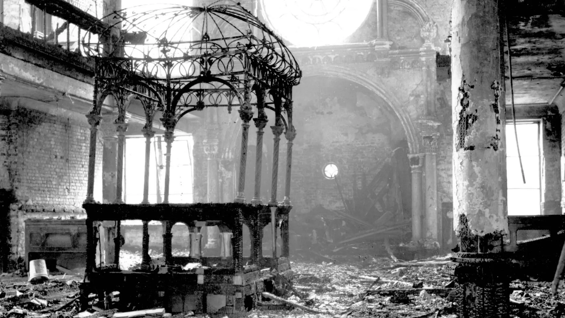 'La nuit de Cristal' un documentaire puissant qui retrace les dérives — free download