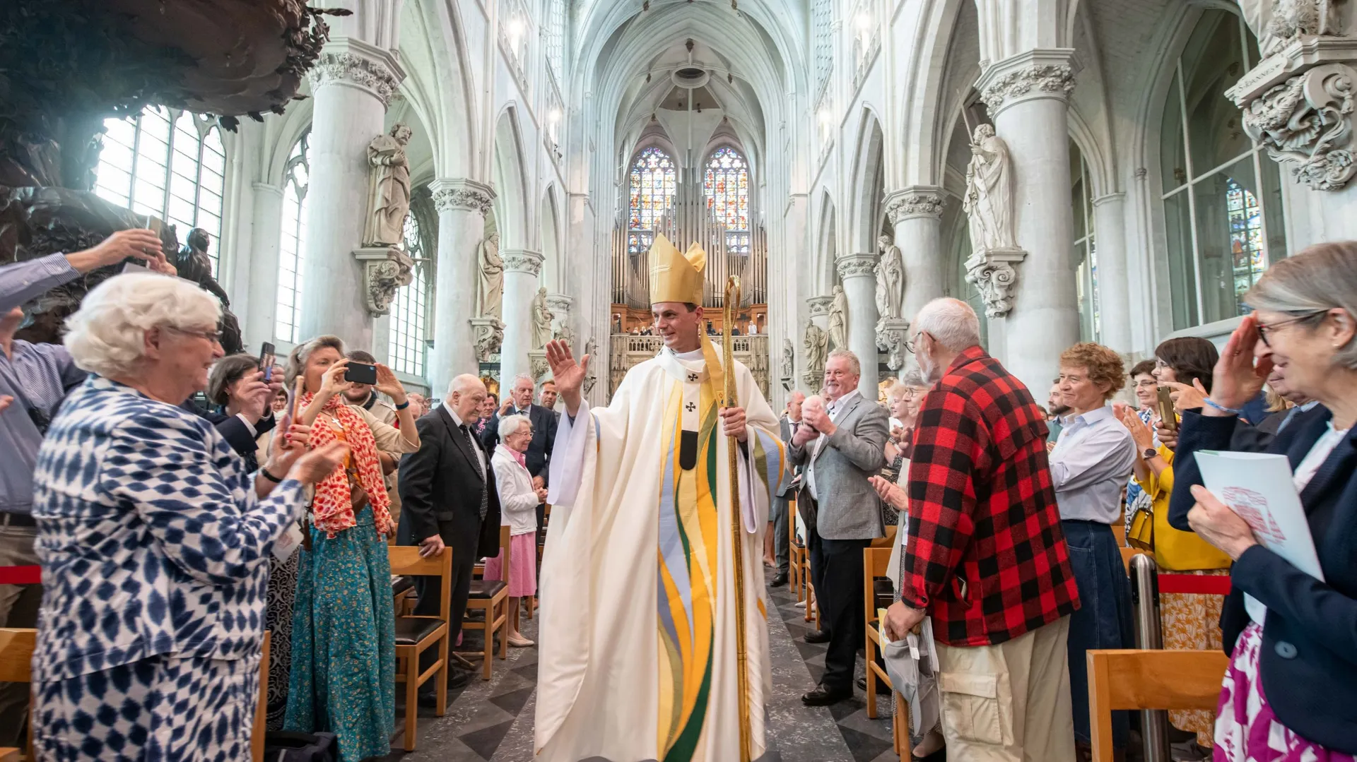 Qu est ce Que L antoinisme Cette tonnante Religion Wallonne Qui A Des qu-est-ce-que-l-antoinisme-cette-tonnante-religion-wallonne-qui-a-des
