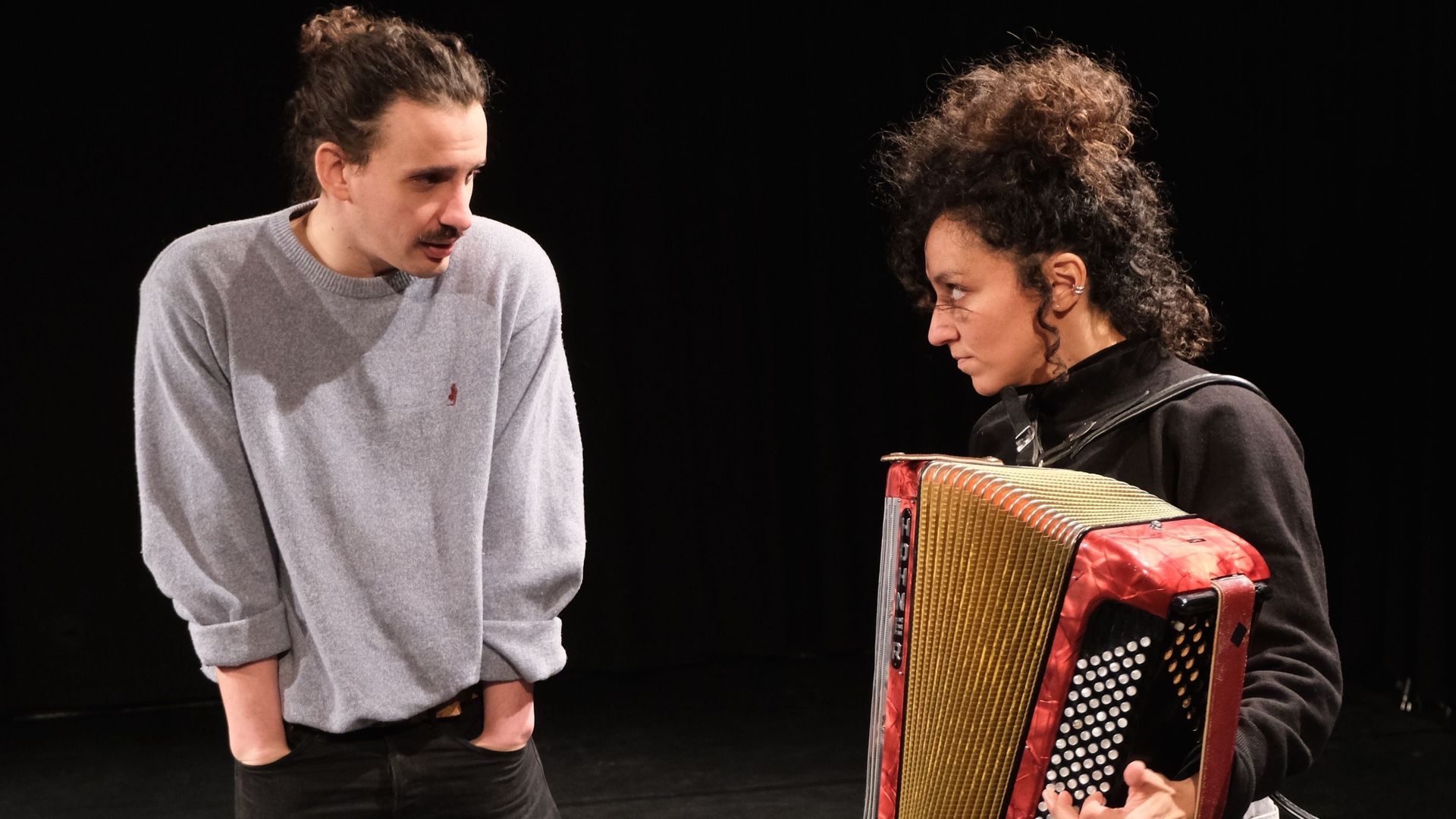 "T’es qui toi ?" : un spectacle musical jeune public qui explore l’épineuse question de l’identité